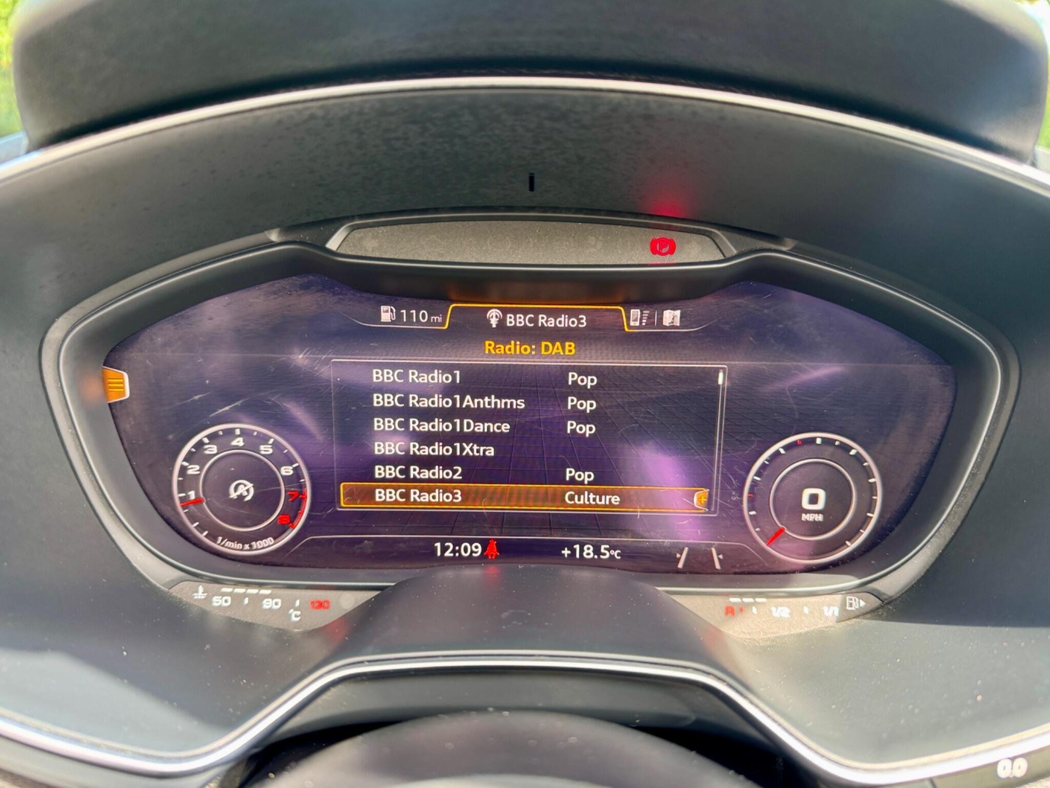 Audi TT view 44