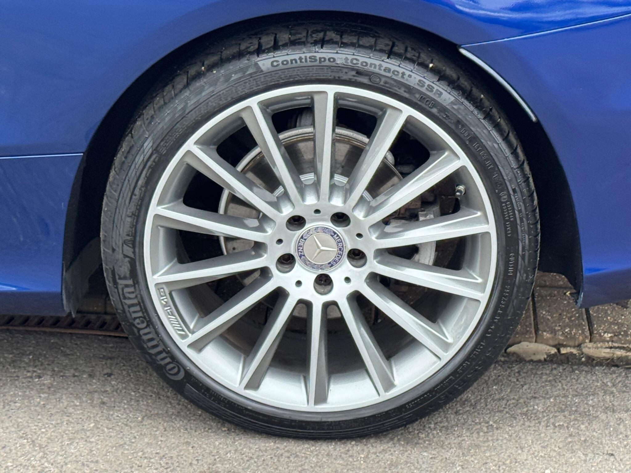 Mercedes-Benz C Class view 44