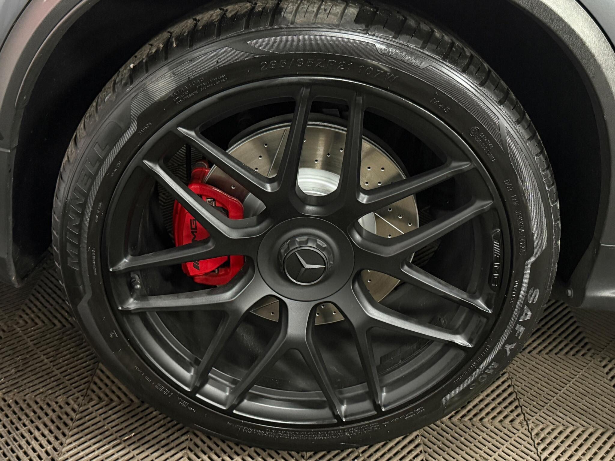 Mercedes-Benz GLC view 41