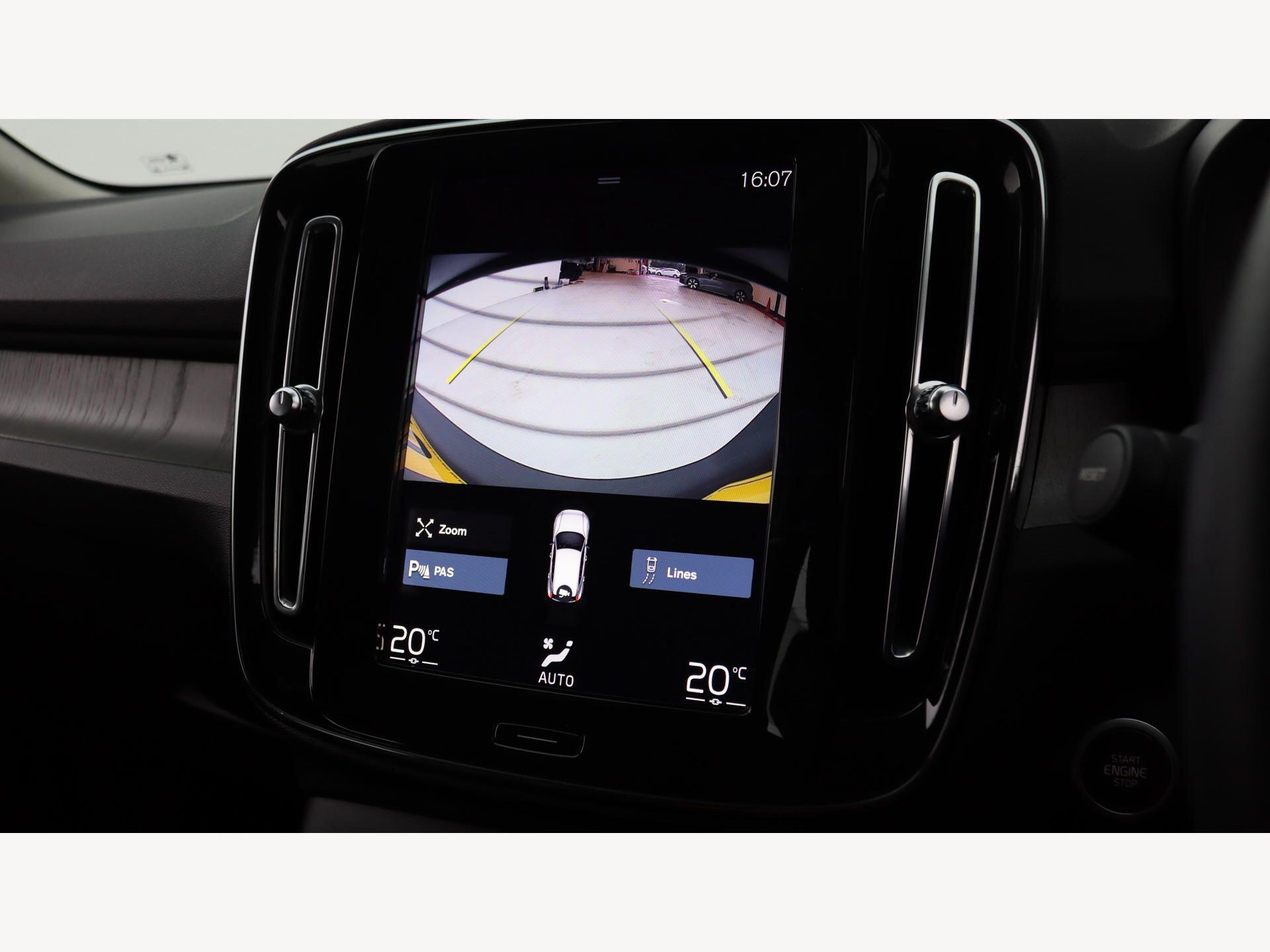 Volvo XC40 view 20