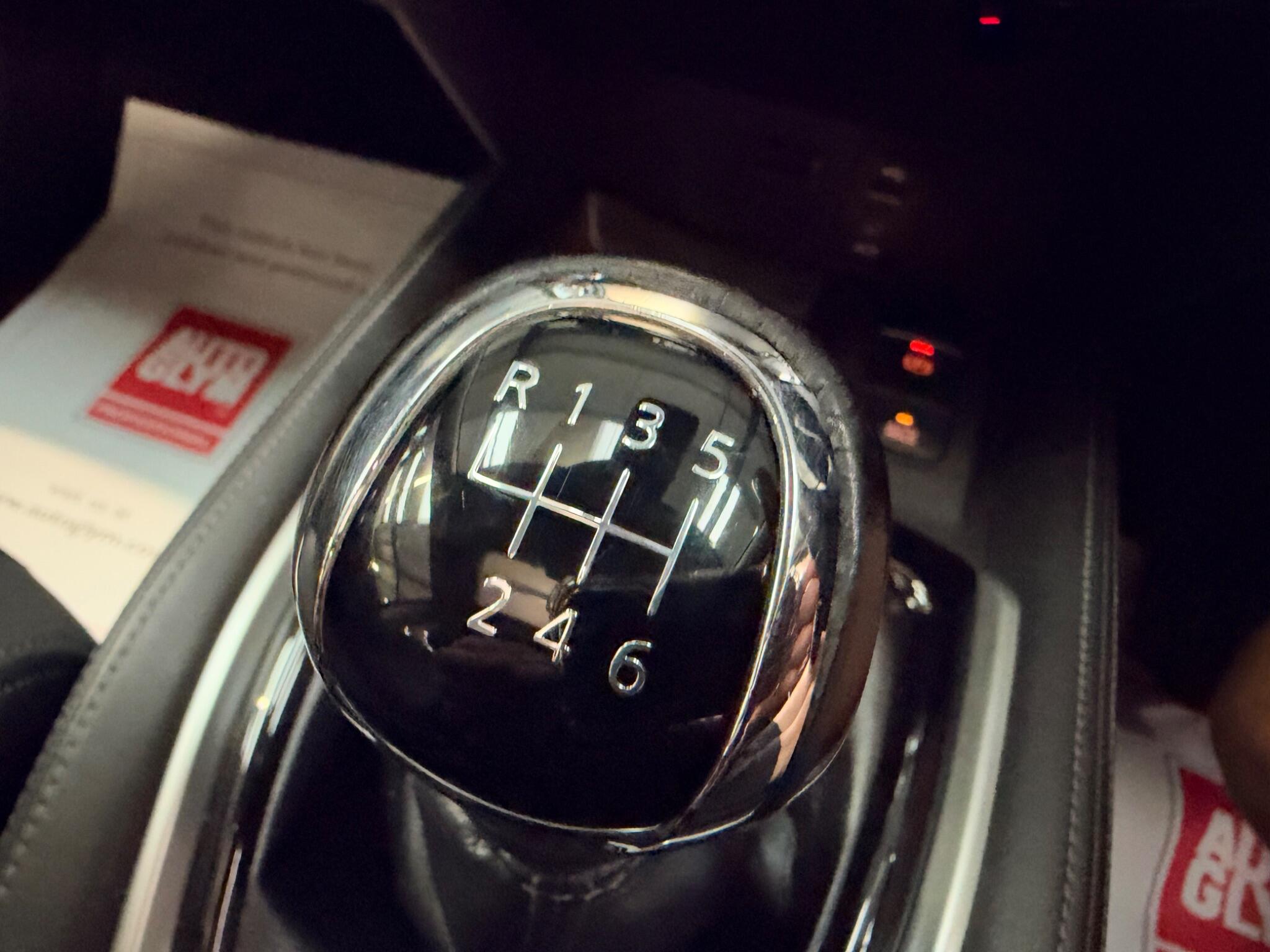 Nissan X-Trail view 32