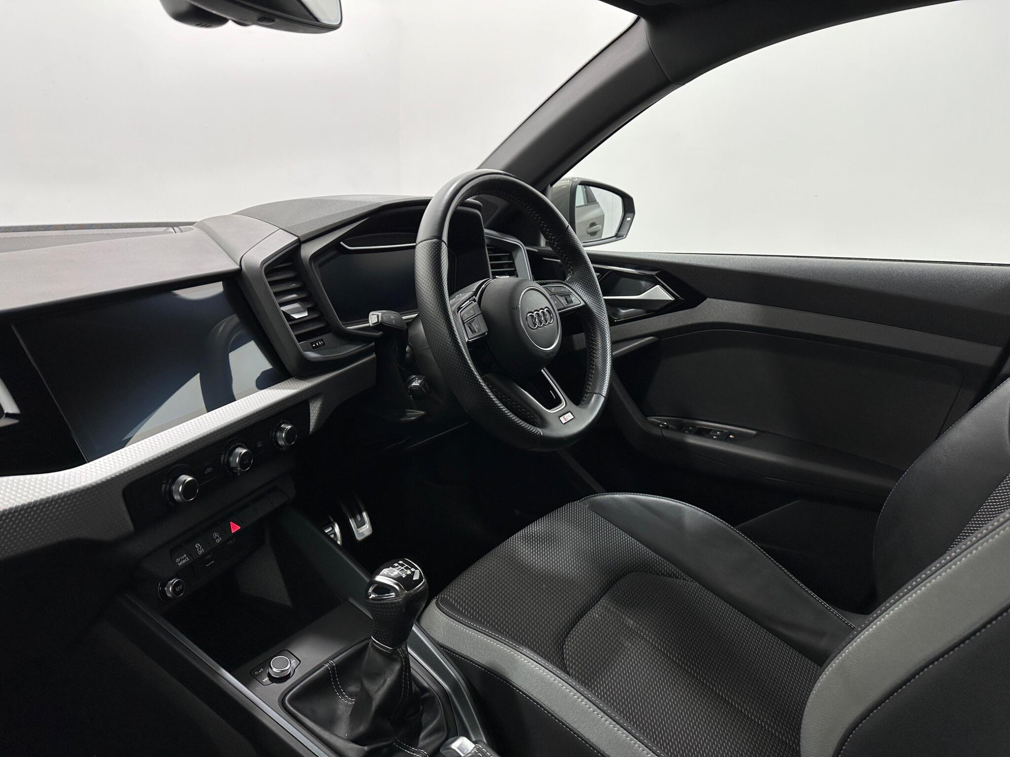 Audi A1 view 30