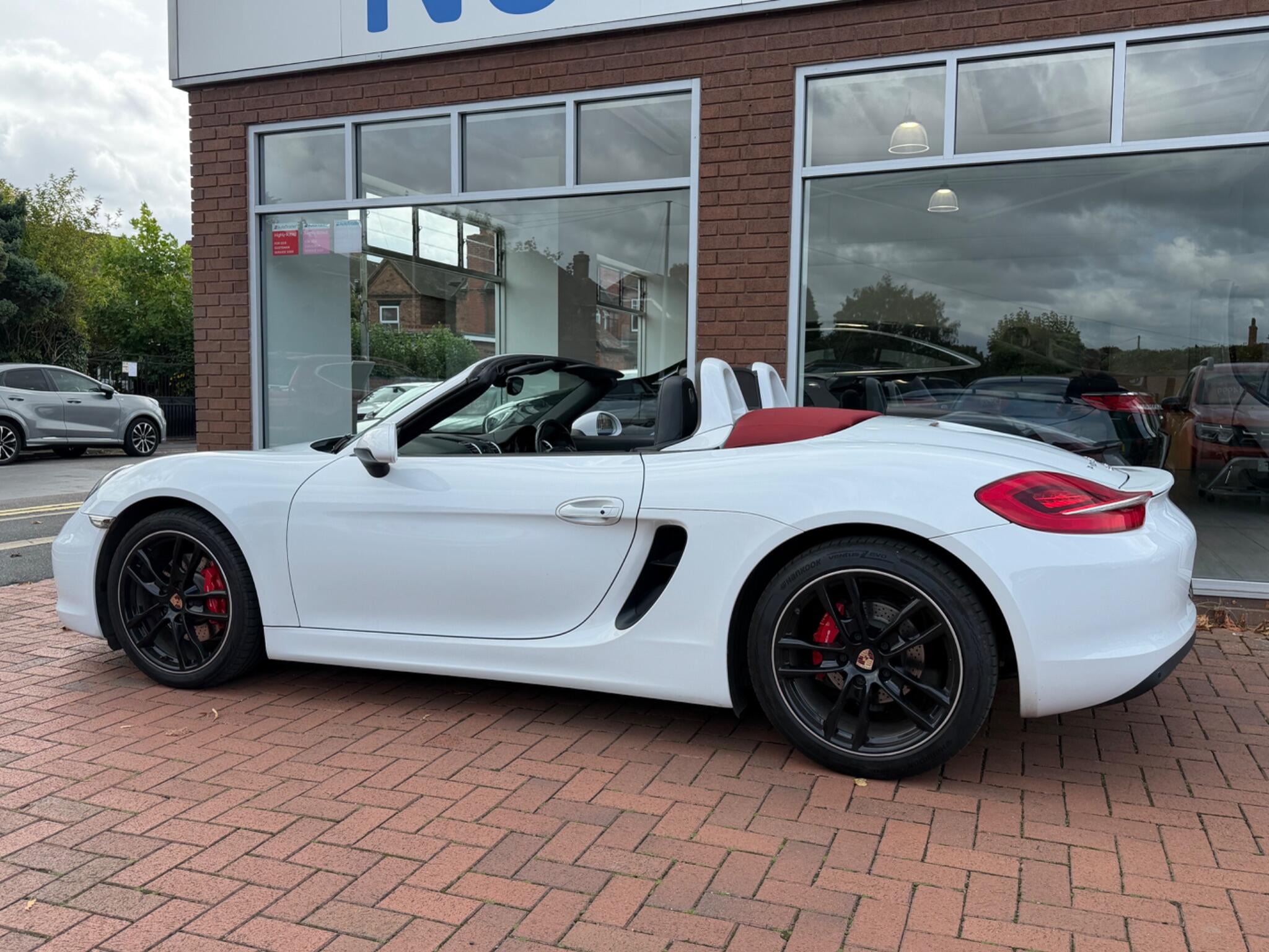 Porsche Boxster view 13