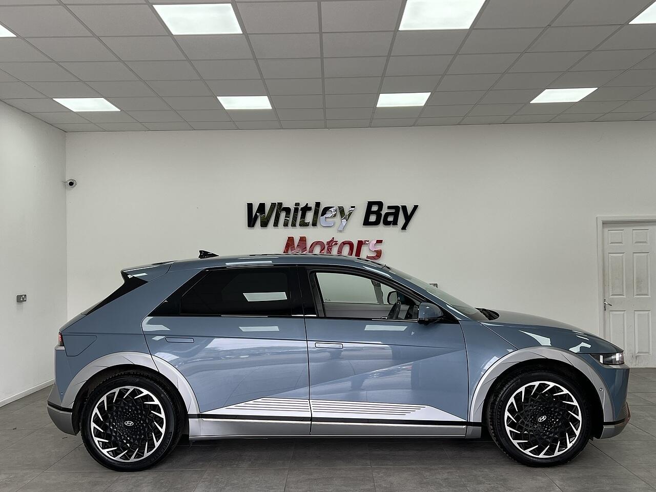 Hyundai Ioniq 5 view 2