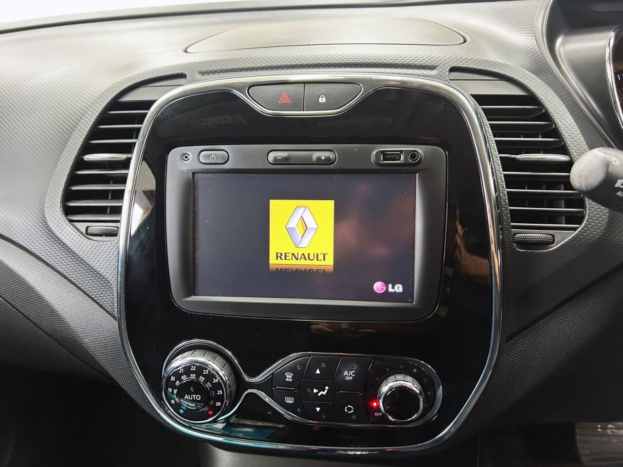 Renault Captur view 18