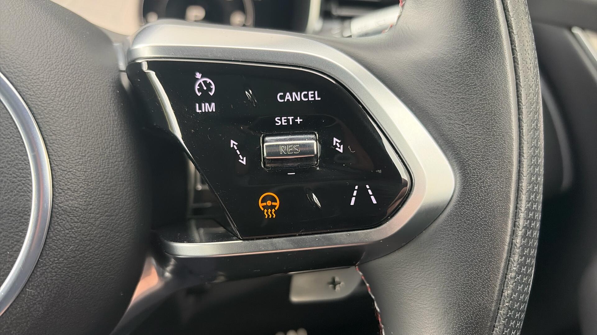 Jaguar F-Pace view 61