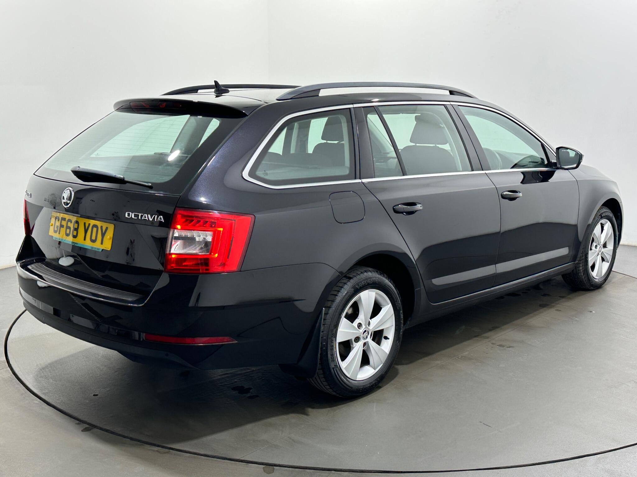 Skoda Octavia view 51
