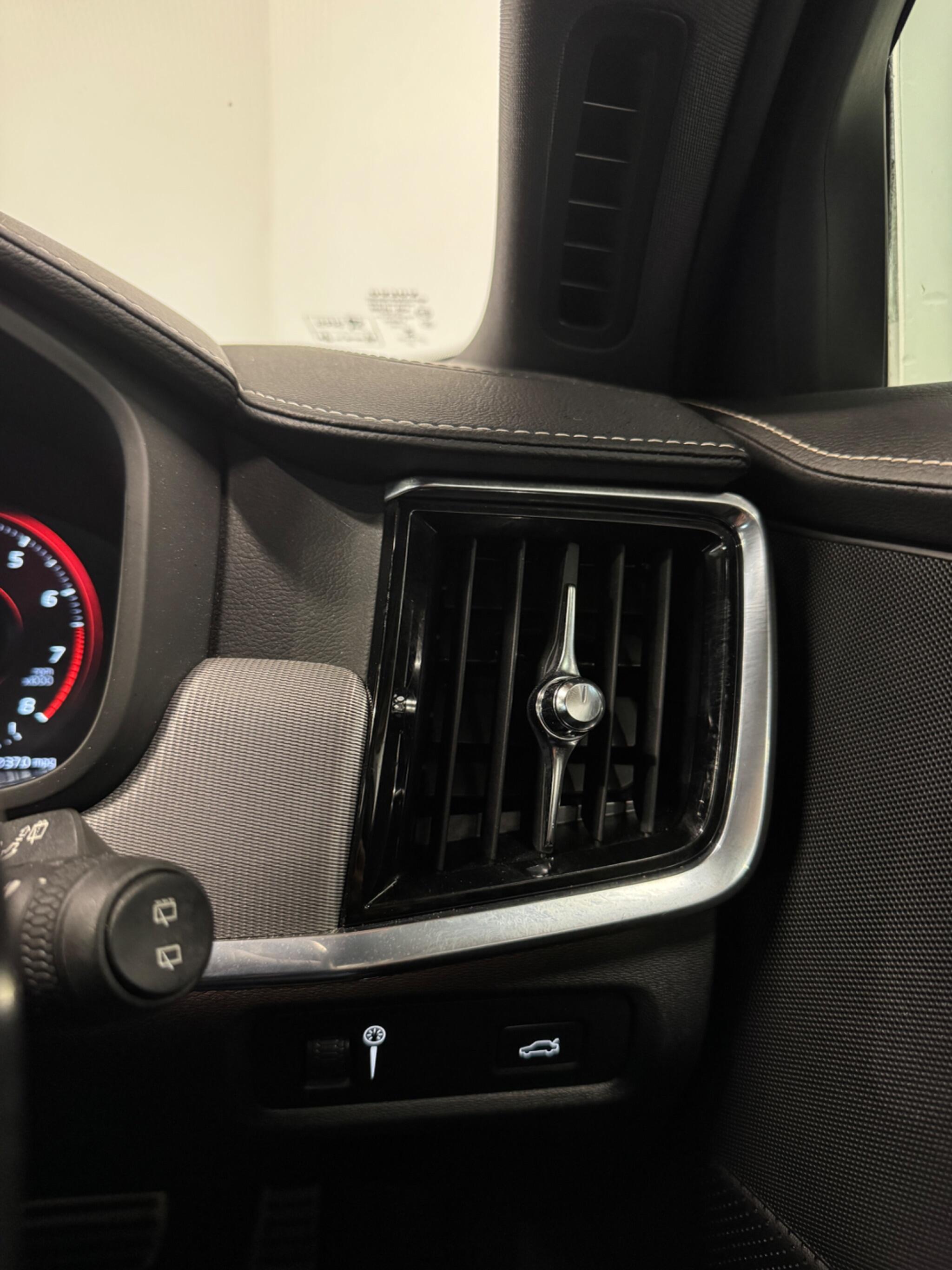 Volvo V90 view 33