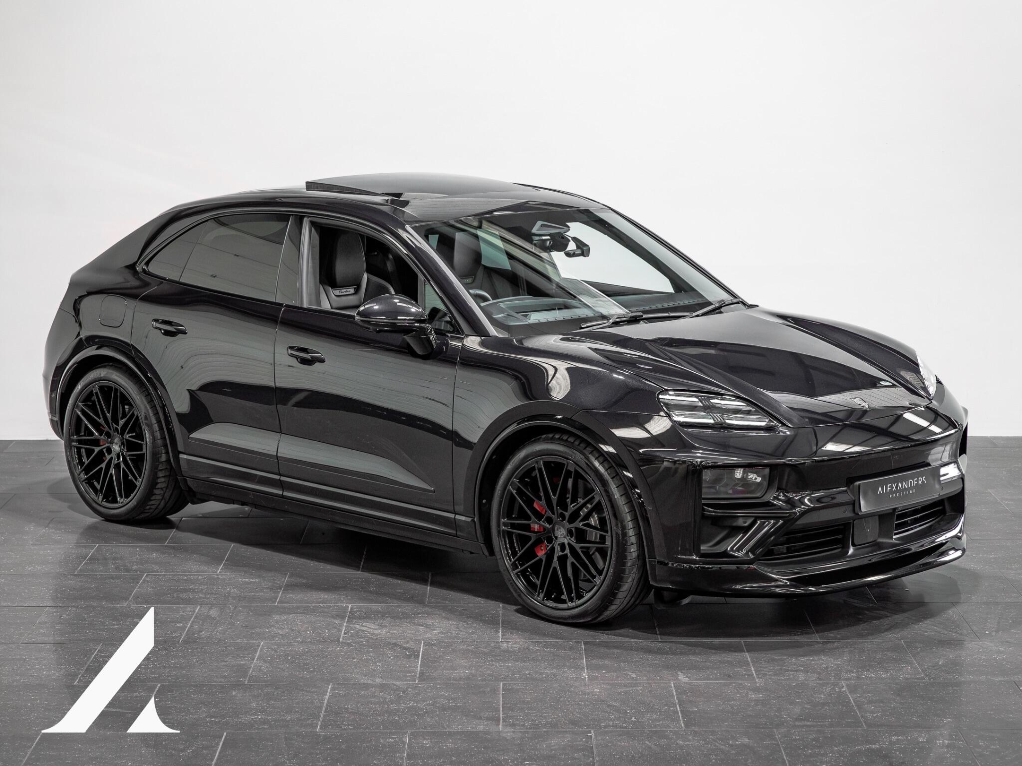 Porsche Macan main image