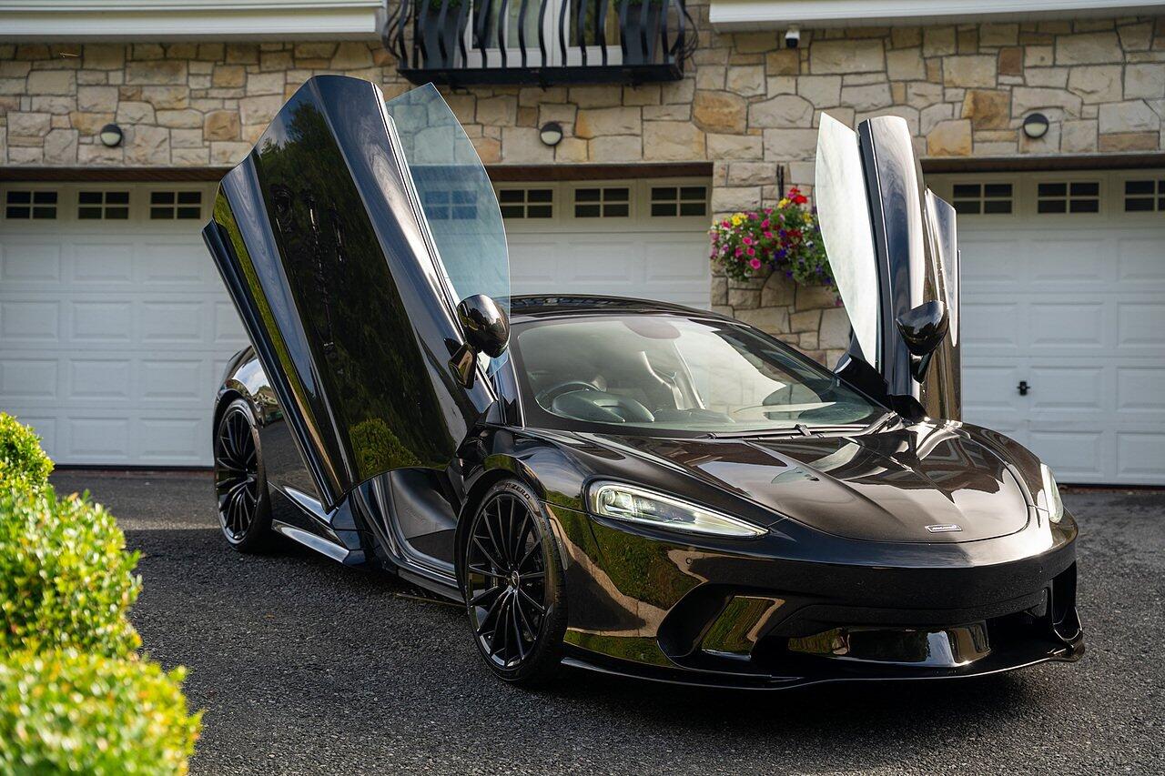 McLaren GT view 91
