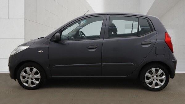 Hyundai i10 view 6