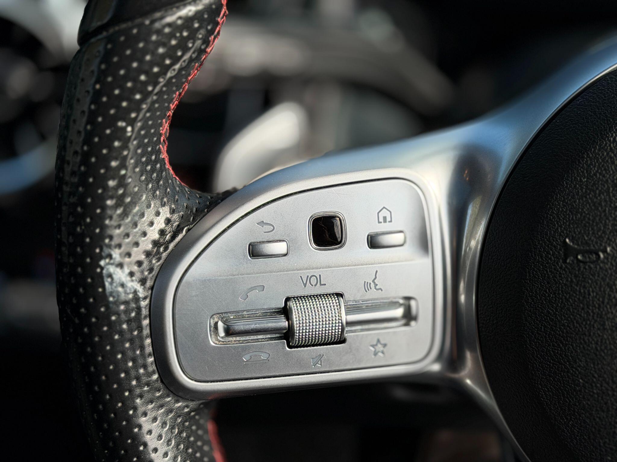 Mercedes-Benz EQA view 41