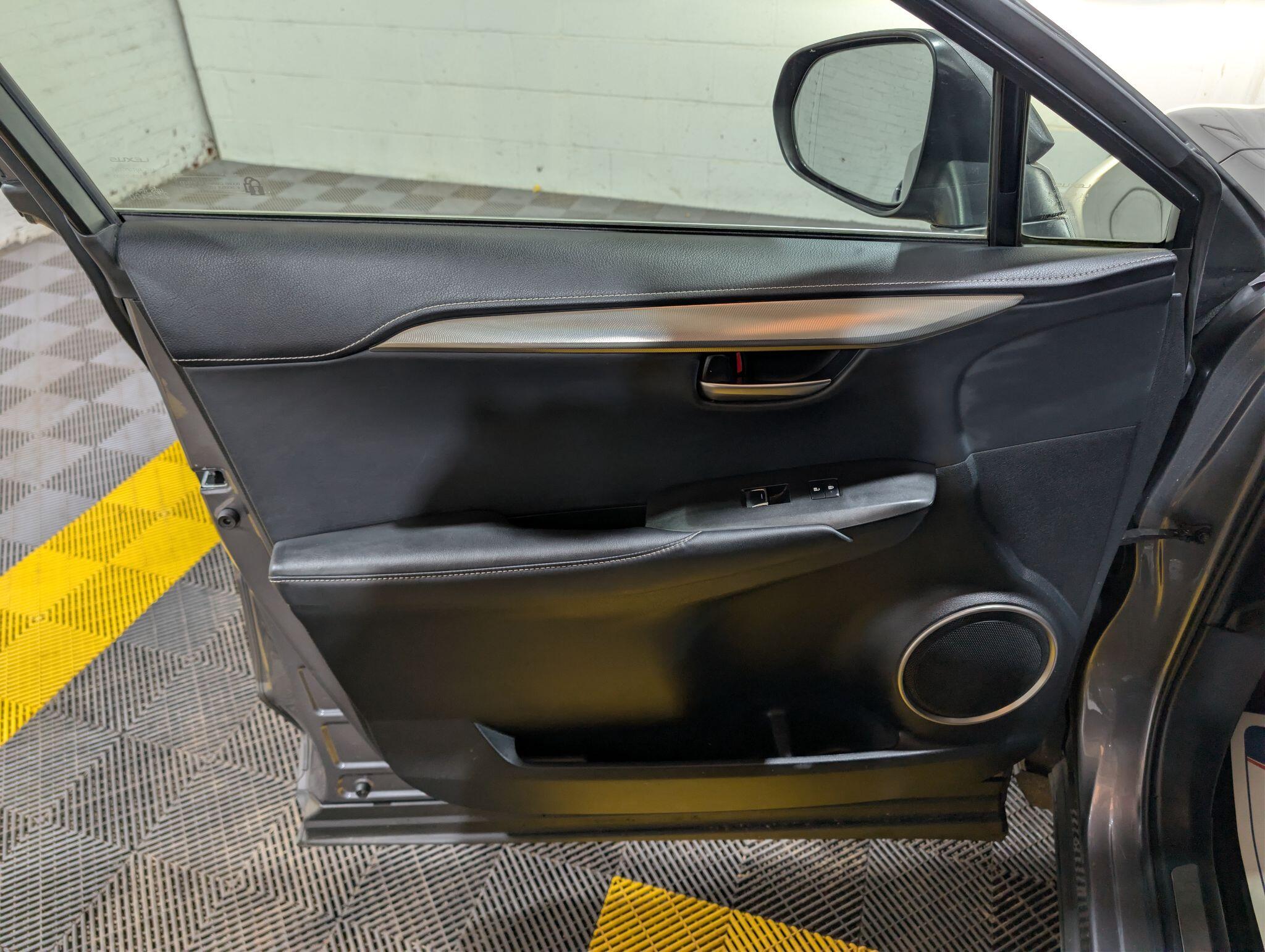 Lexus NX view 74