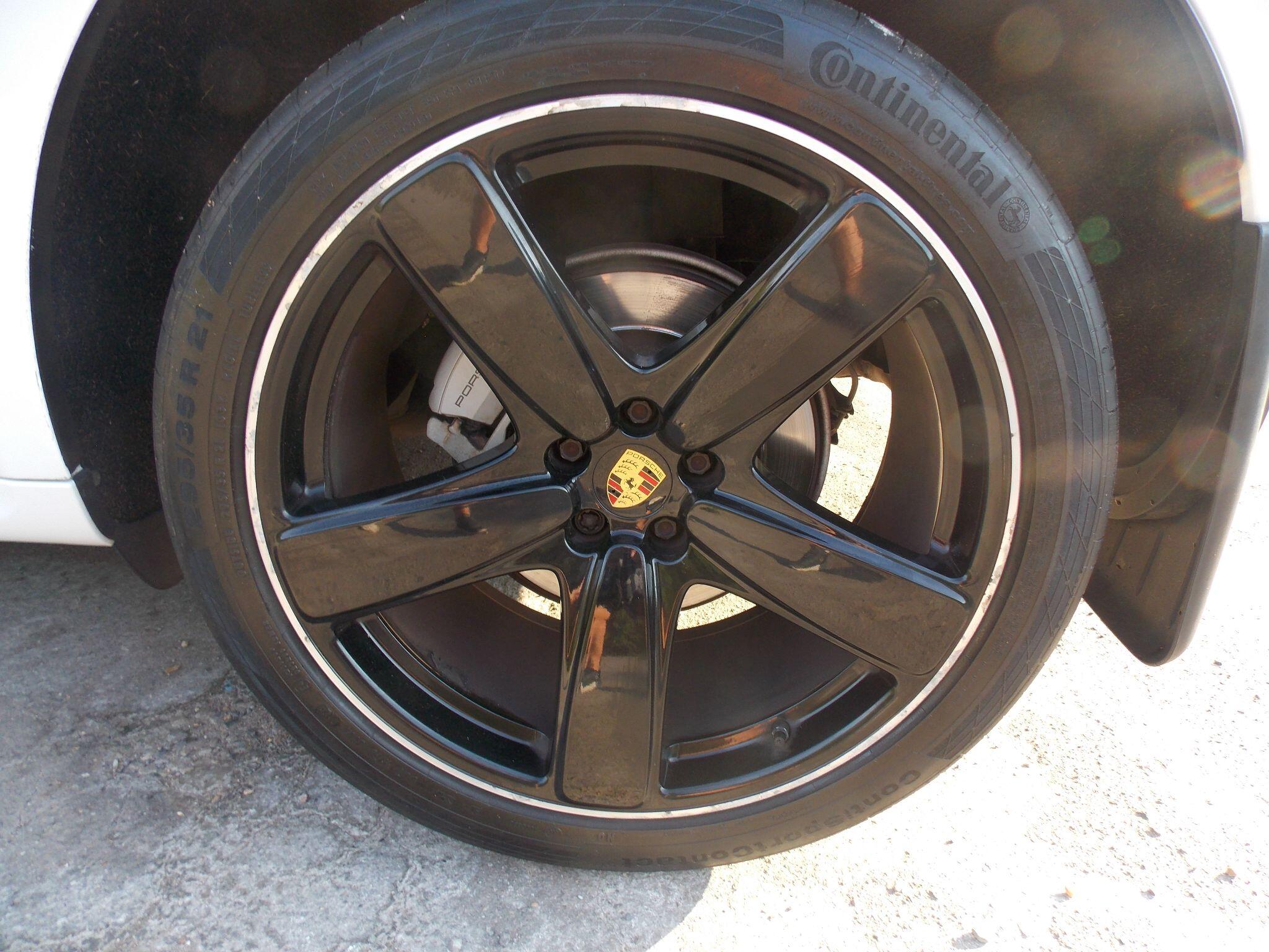 Porsche Macan view 49
