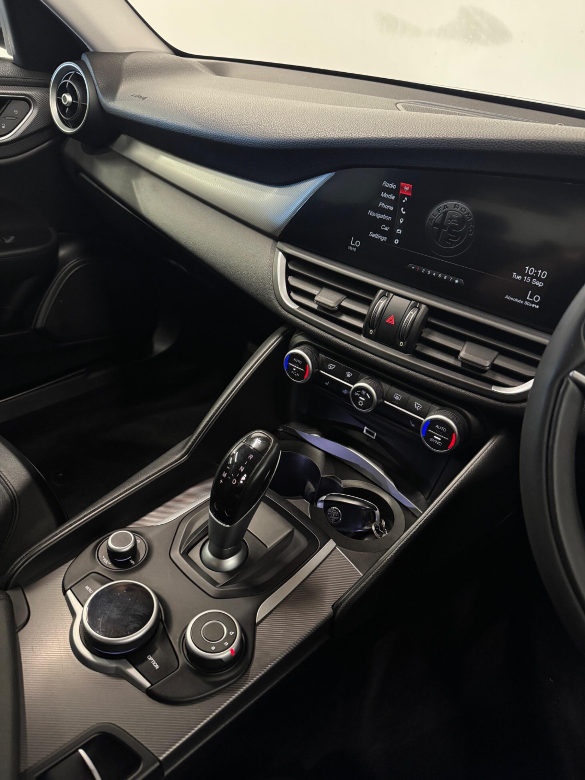 Alfa Romeo Giulia view 17