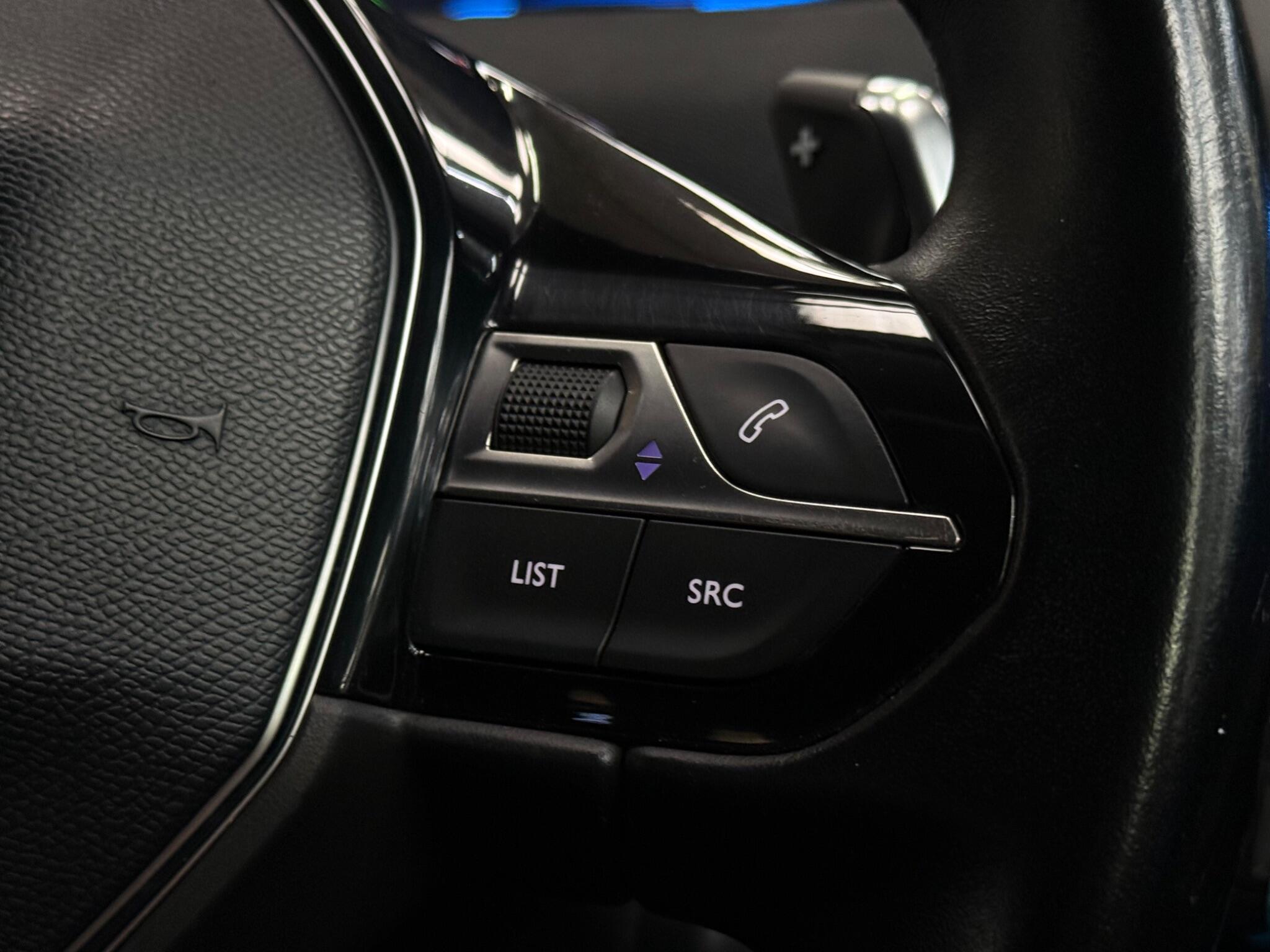 Peugeot 3008 view 15