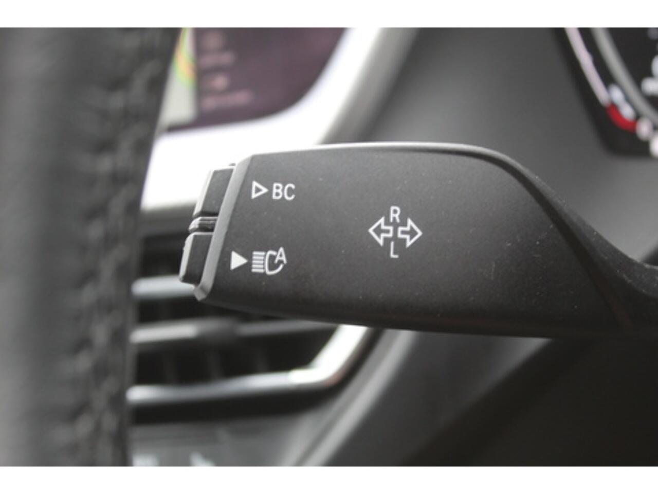 BMW 1 Series view 25