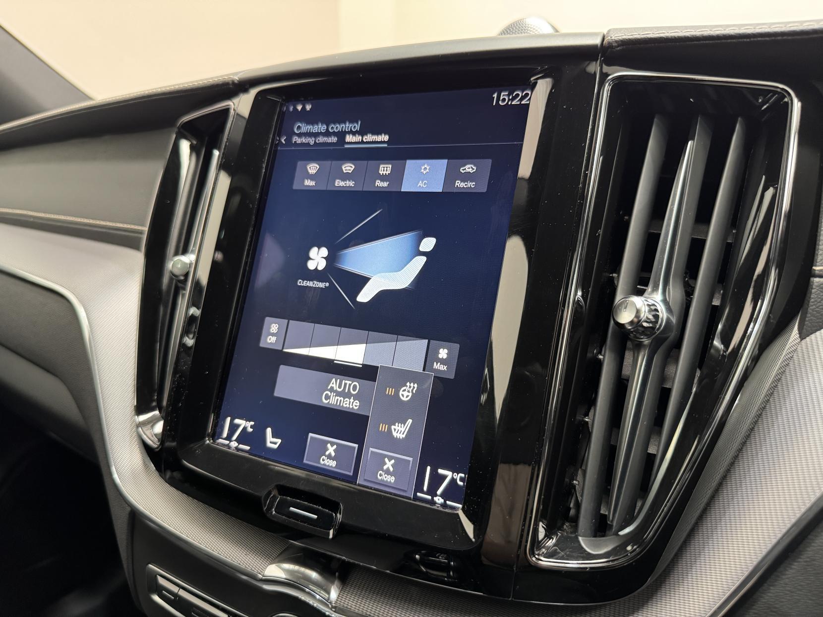 Volvo XC60 view 33