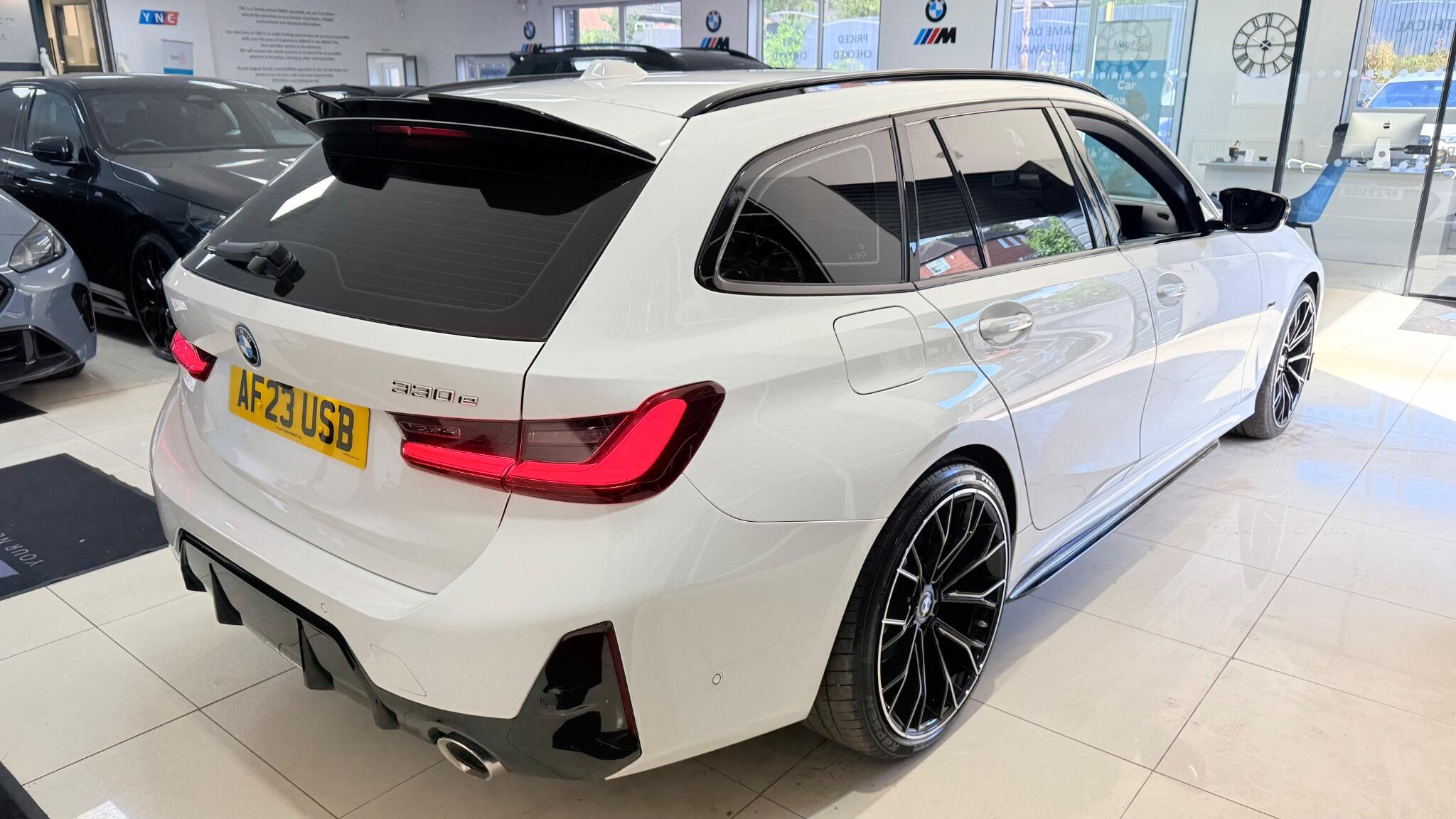 BMW 3 Series view 41