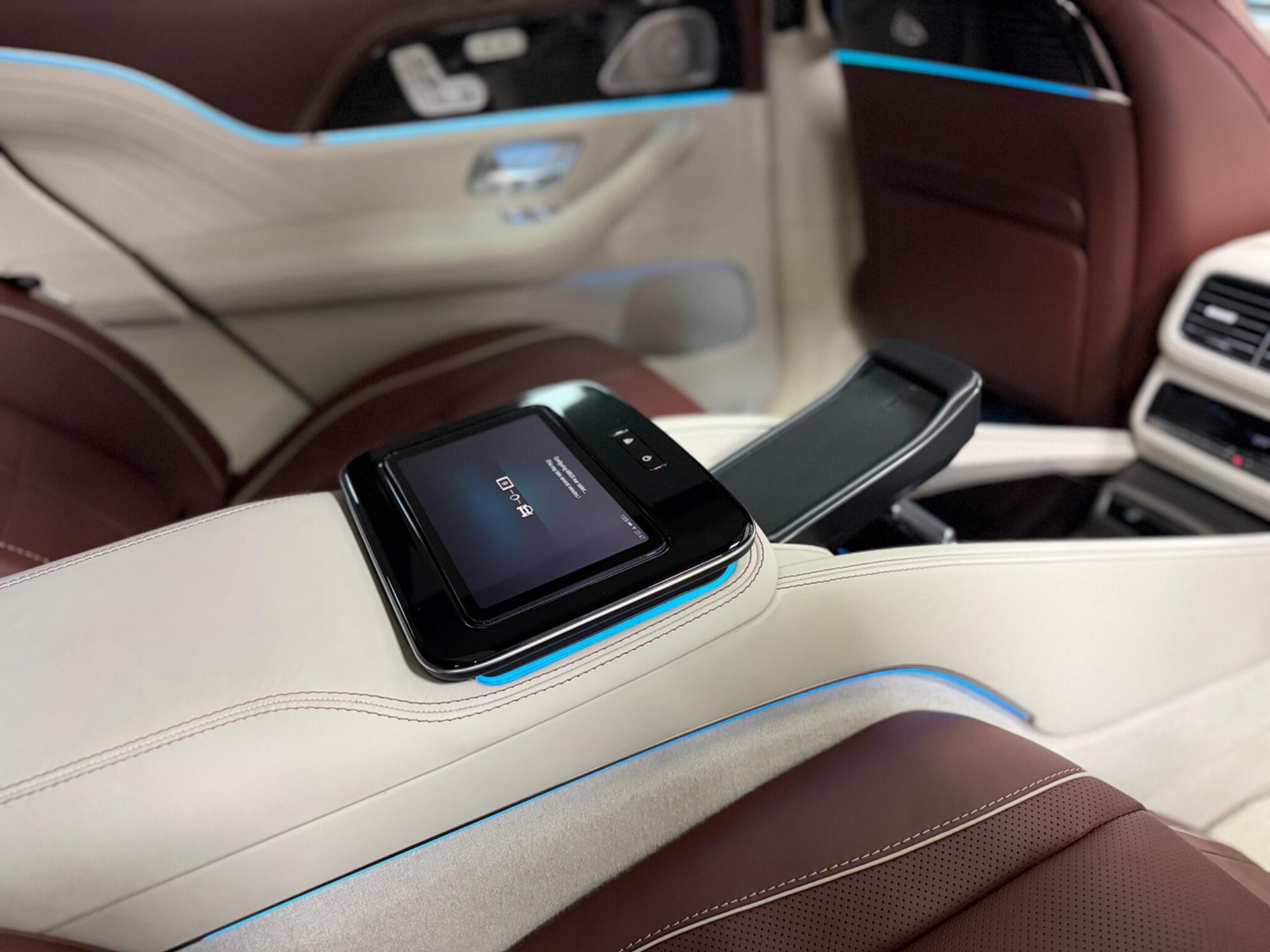 Mercedes-Benz GLS view 31