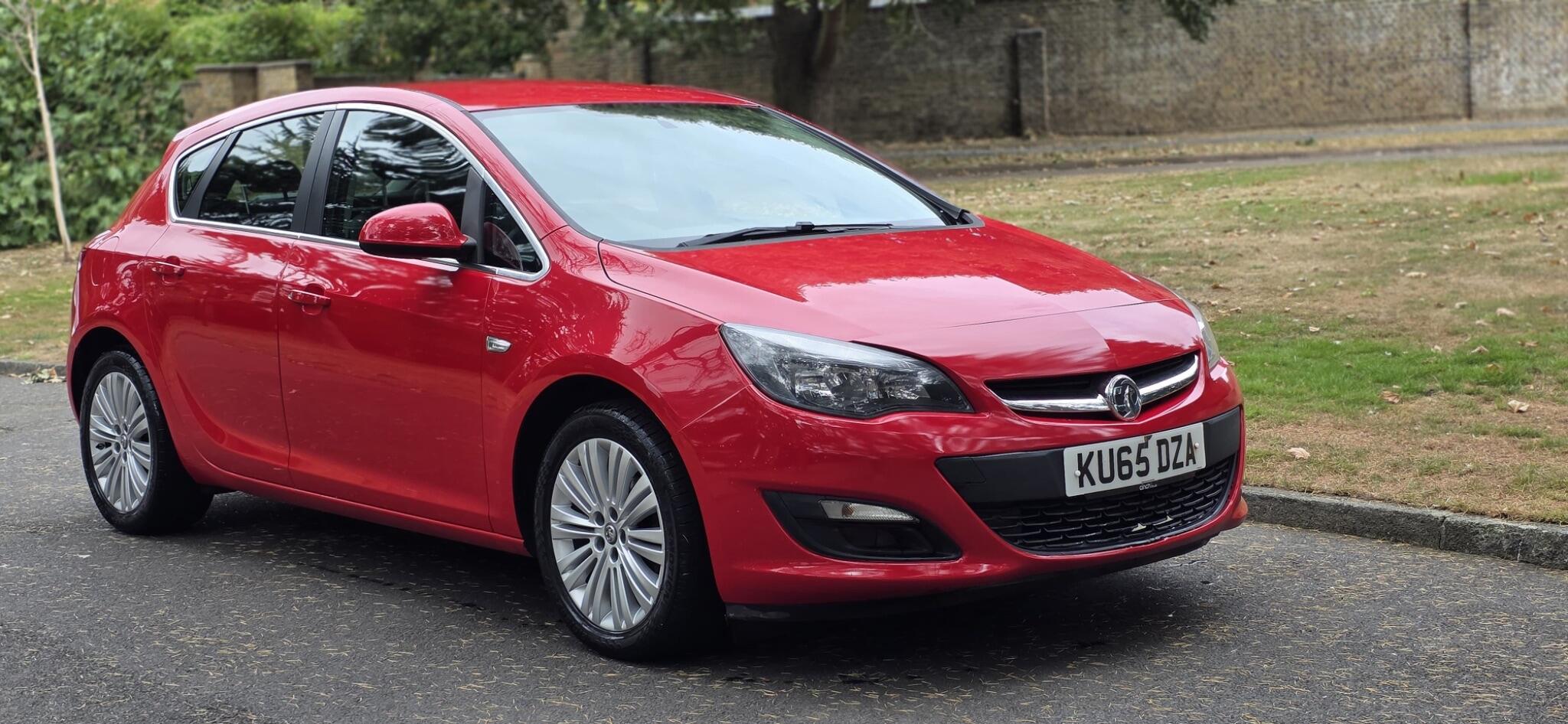 Vauxhall Astra view 6