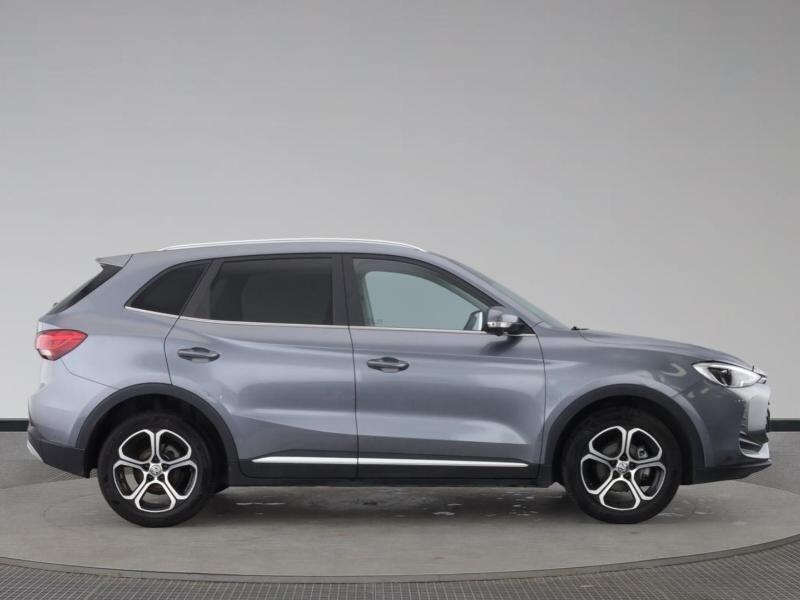 MG MG ZS view 3