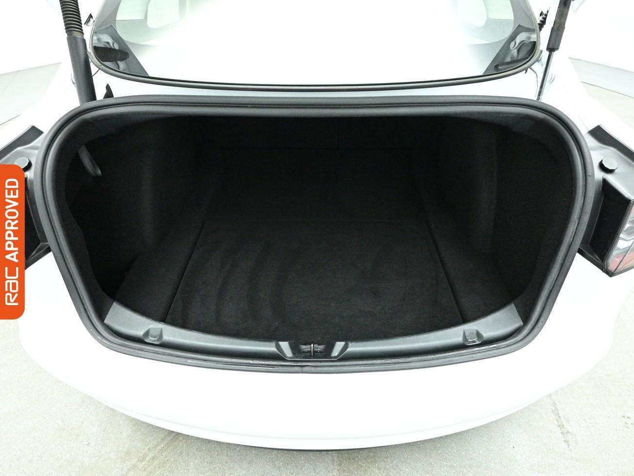 Tesla Model 3 view 28