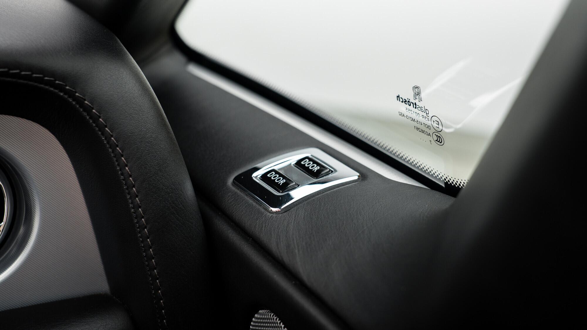 Rolls-Royce Phantom view 48