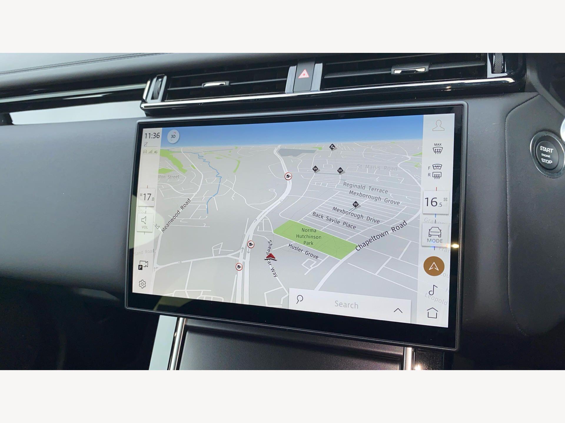 Land Rover Range Rover Velar view 13