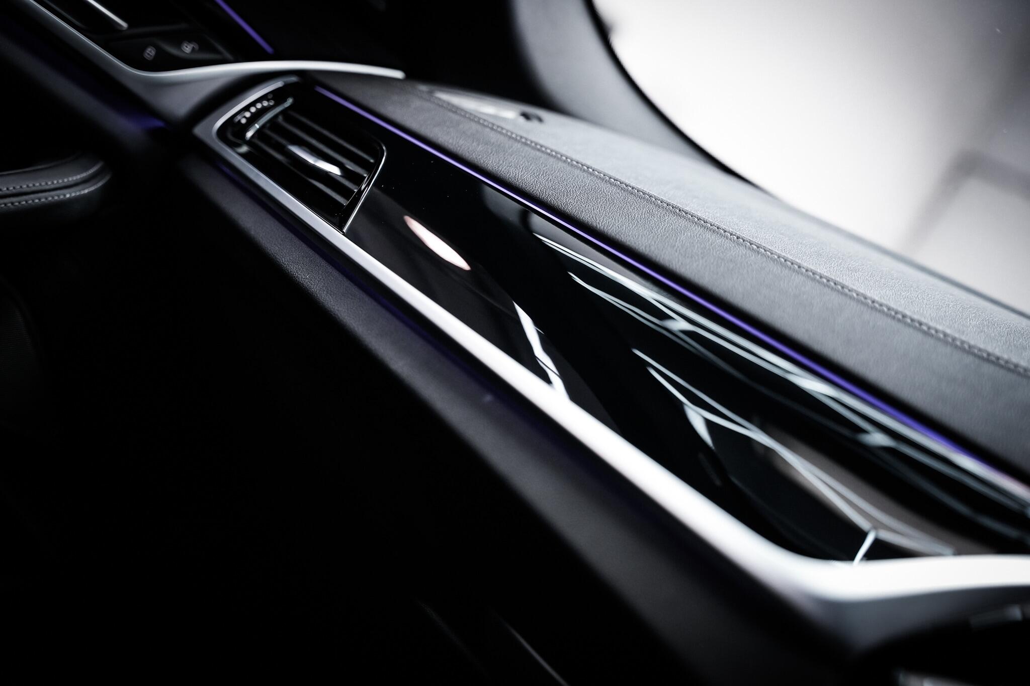 BMW 5 Series view 46