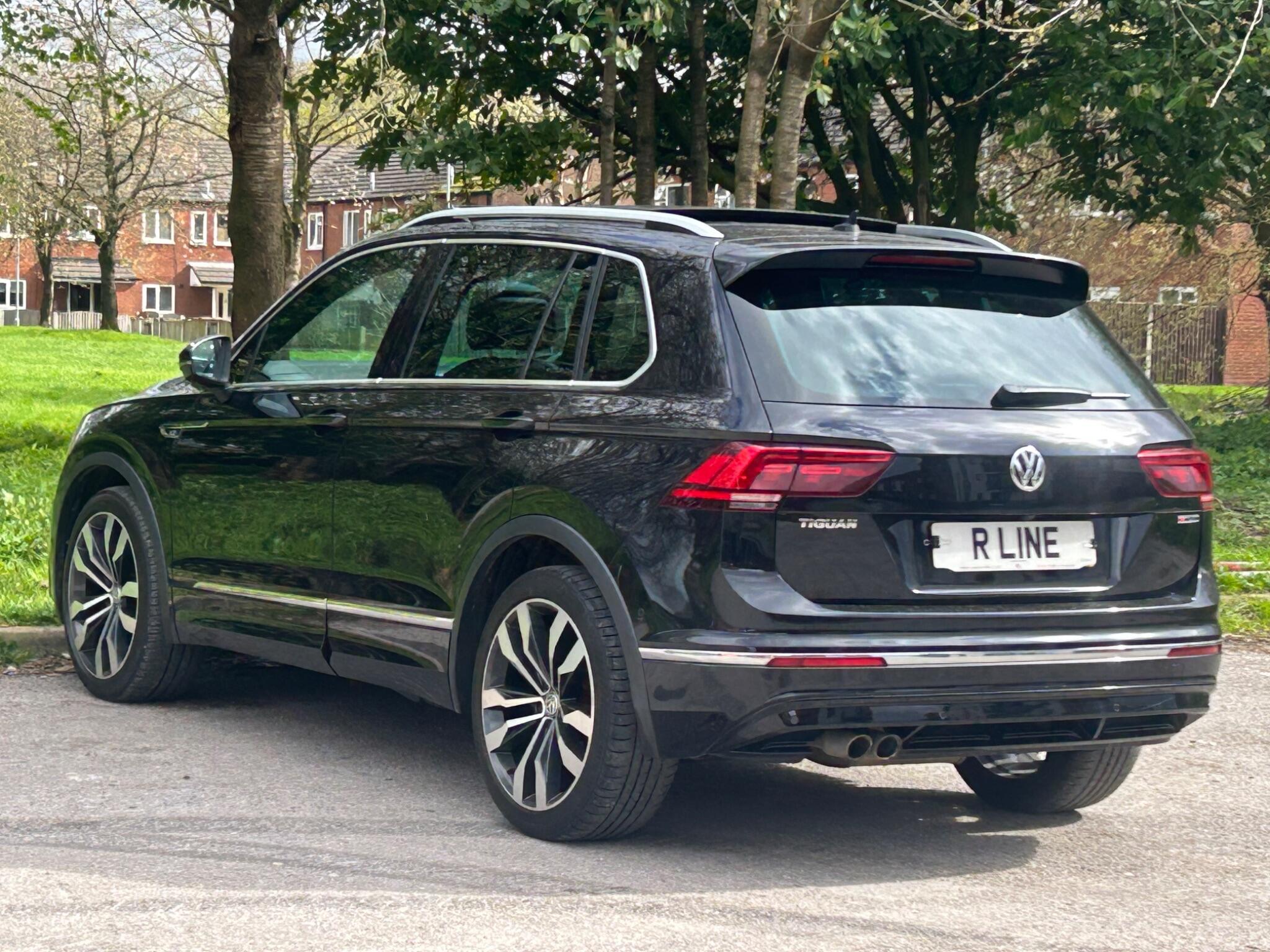 Volkswagen Tiguan view 11