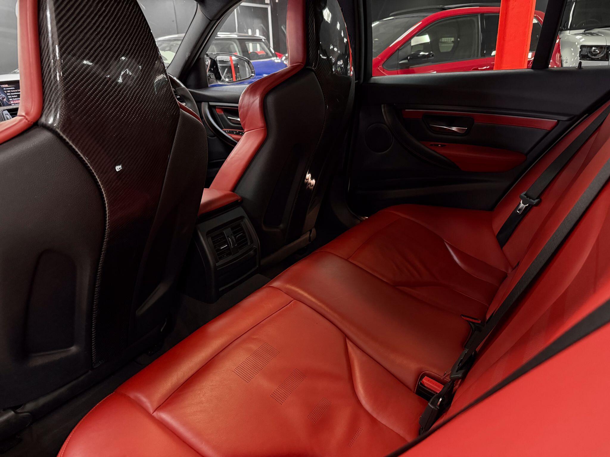 BMW M3 view 23