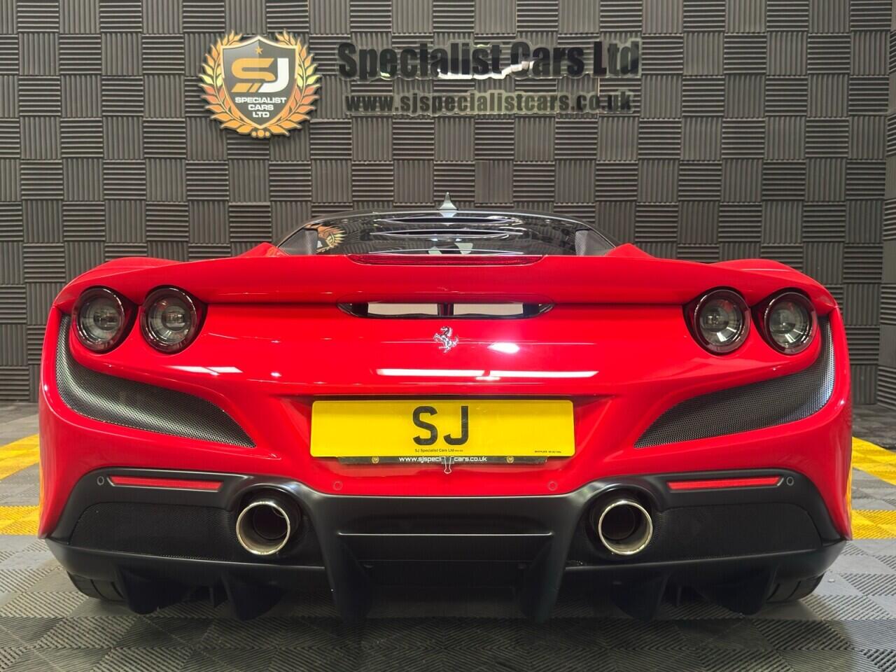 Ferrari F8 Tributo view 3