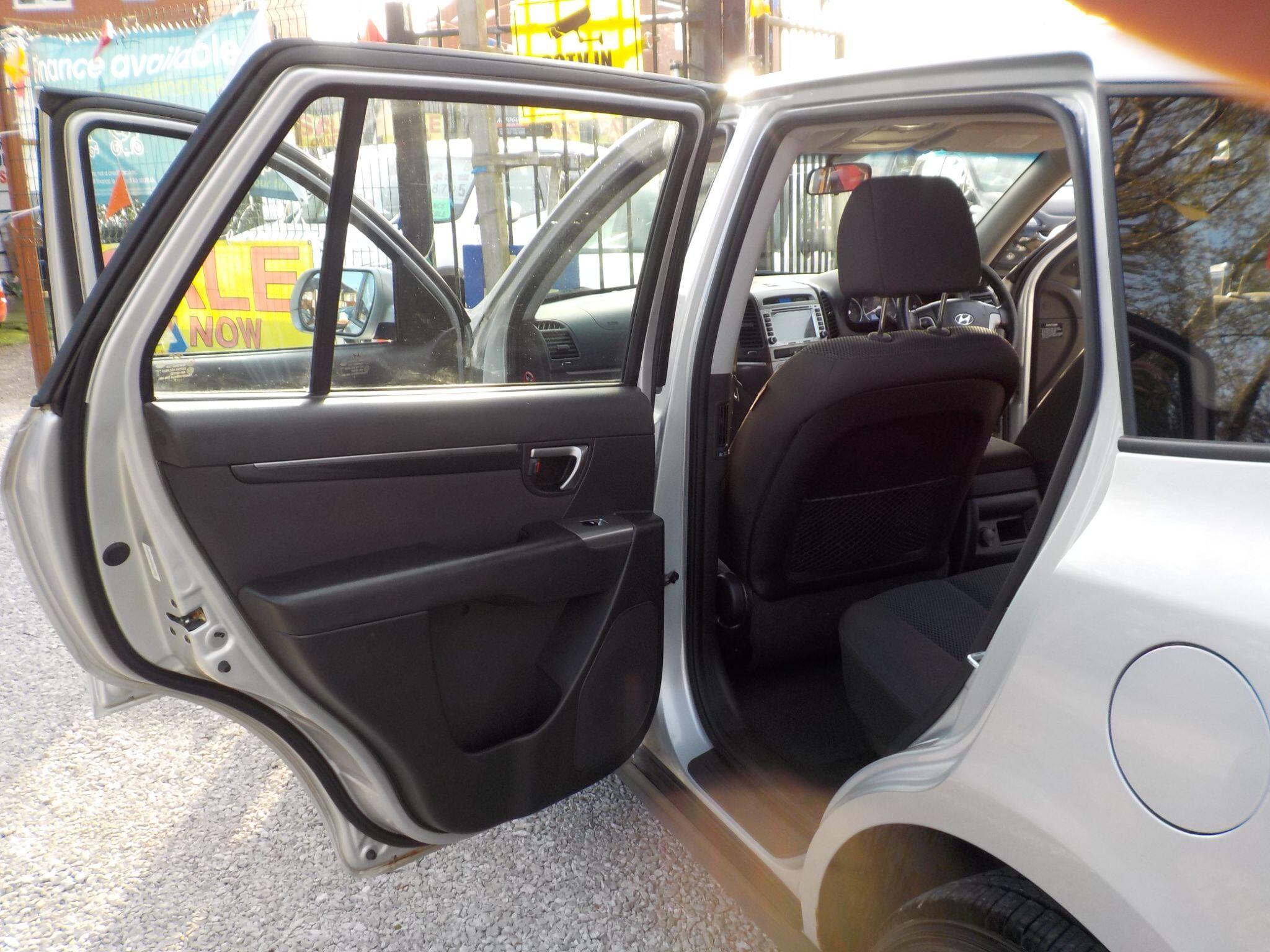 Hyundai Santa Fe 2.2 CRDi Style 4WD Euro 5 5dr (5 seat)