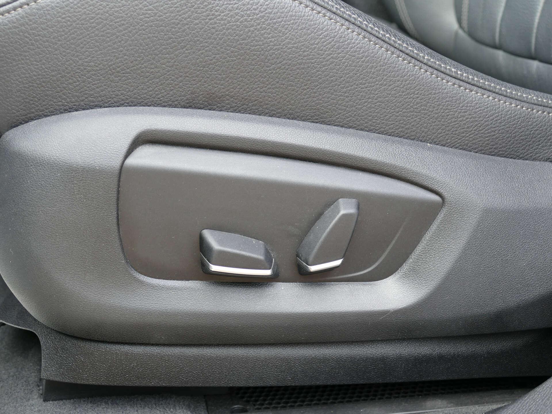 BMW X6 view 31