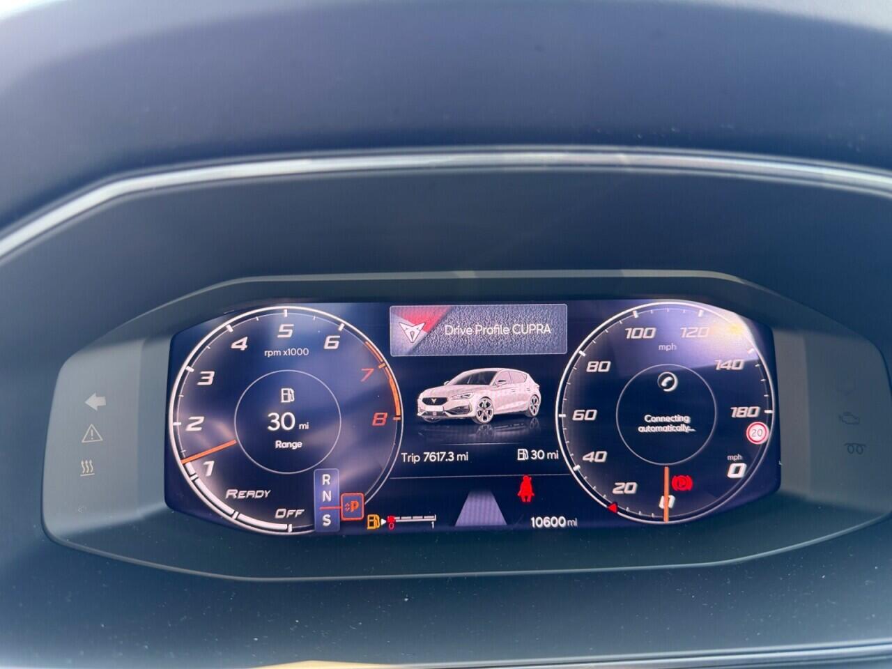 Cupra Leon view 34