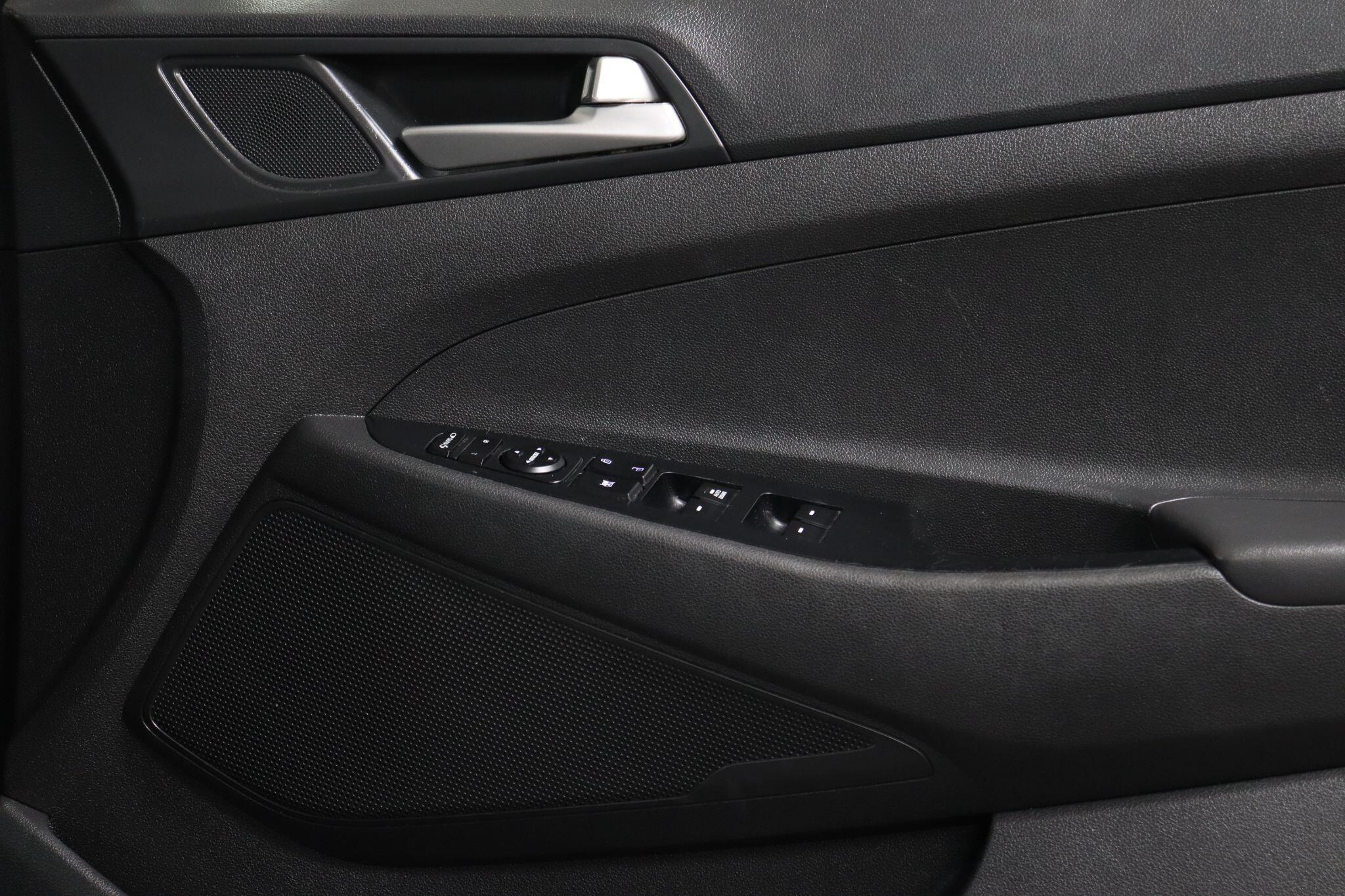 Hyundai Tucson view 36