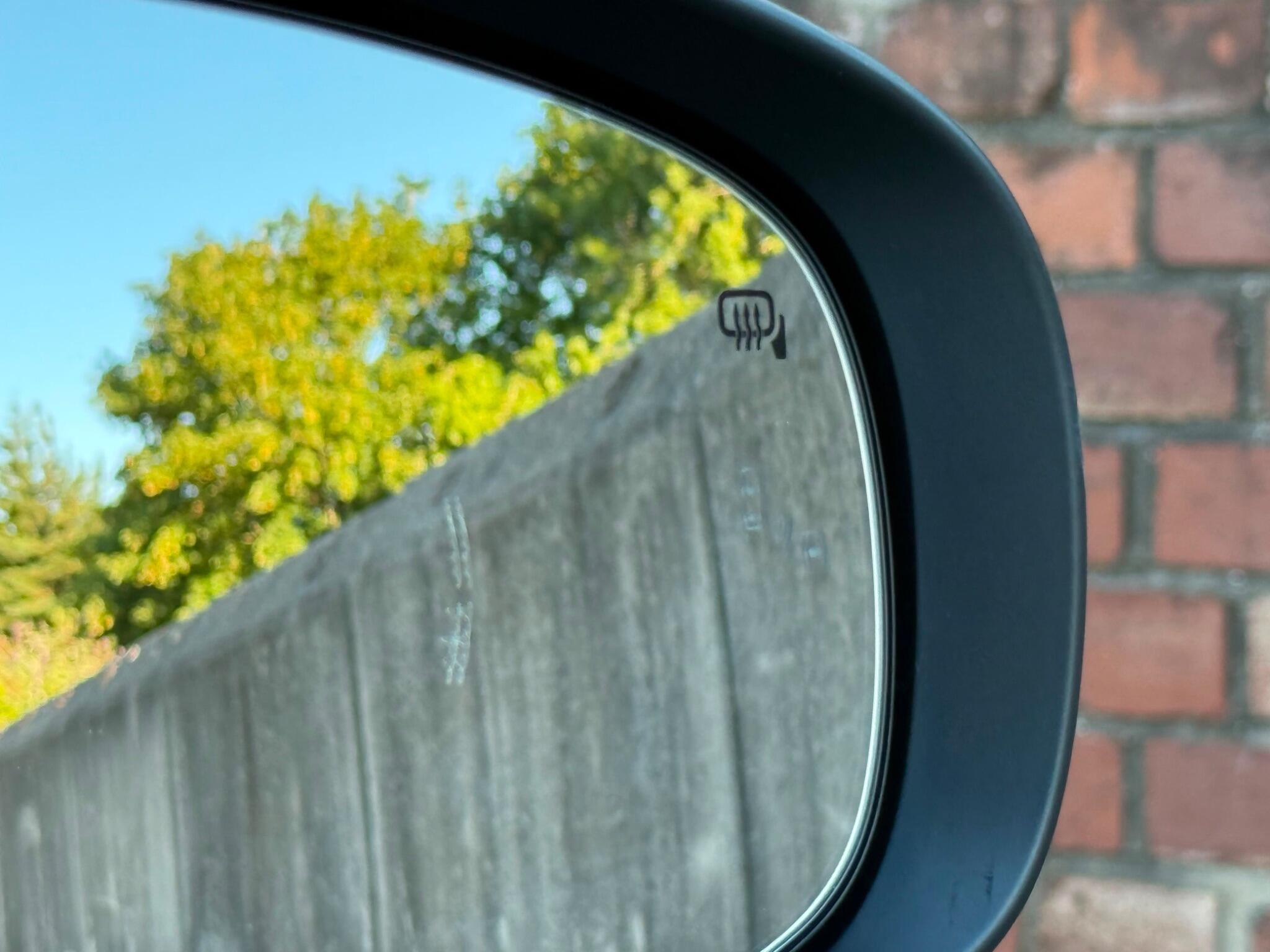 Suzuki S-Cross view 20