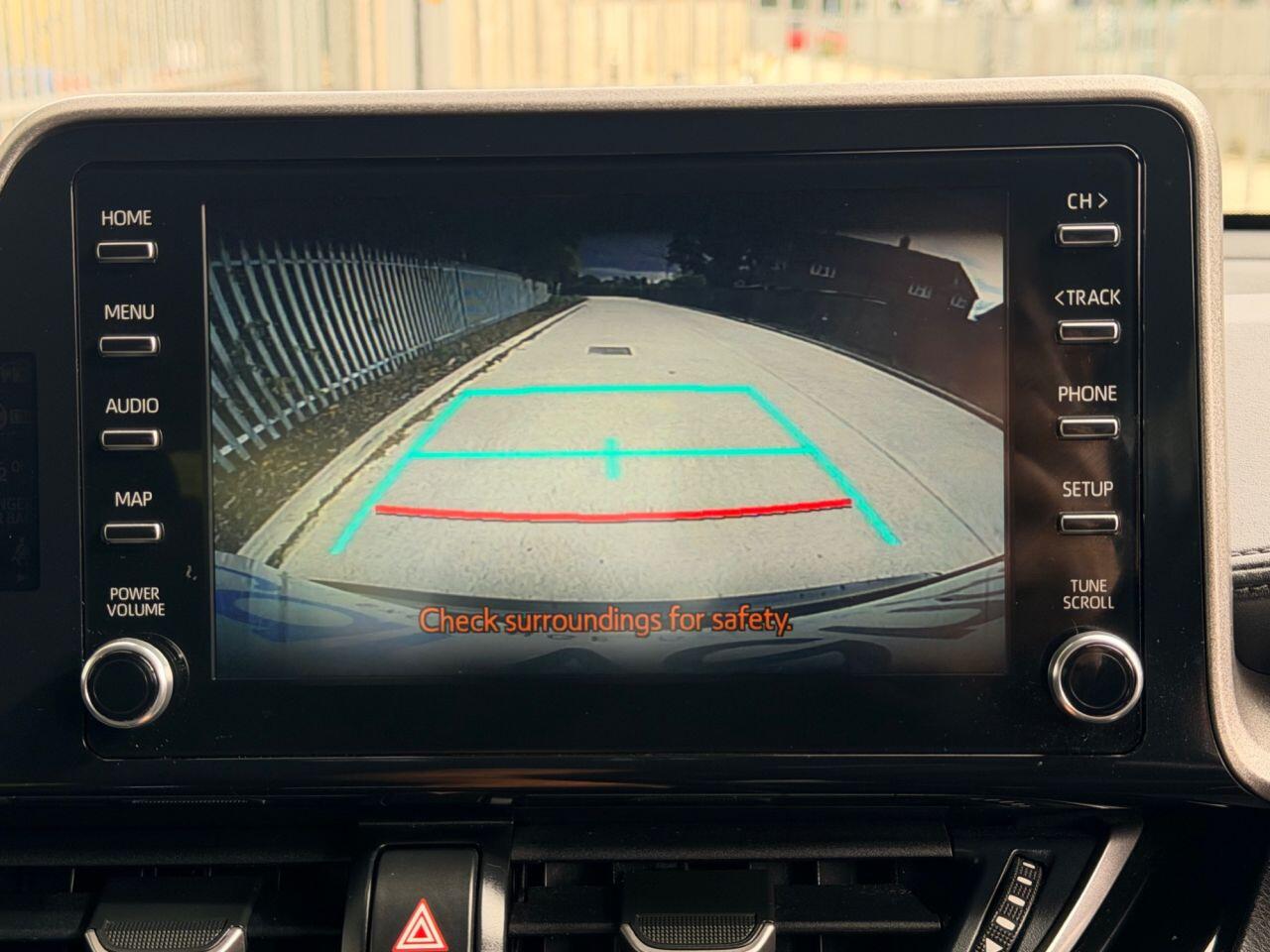 Toyota C-HR view 50