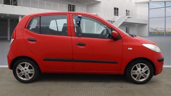 Hyundai I10 view 9