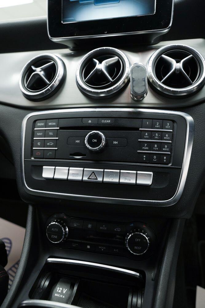 Mercedes-Benz Cla view 29