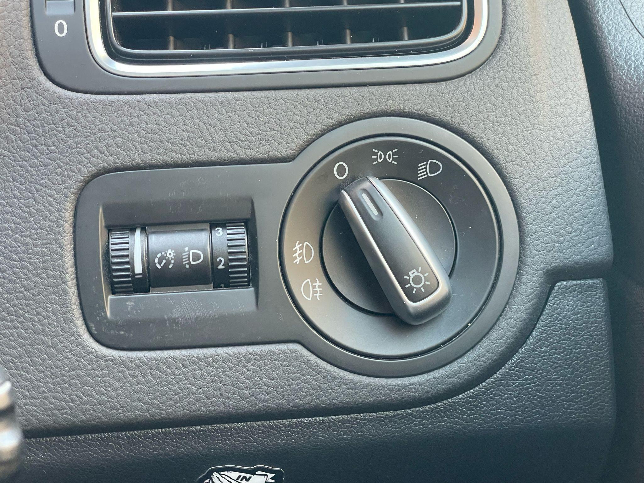 Volkswagen Polo view 29