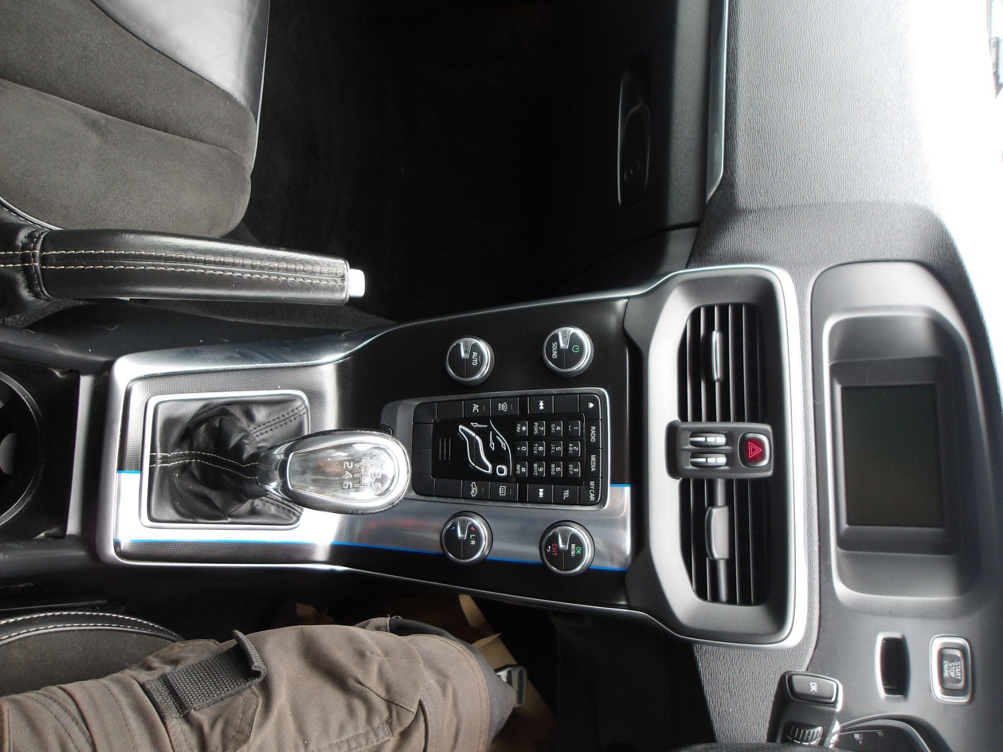 Volvo V40 view 7