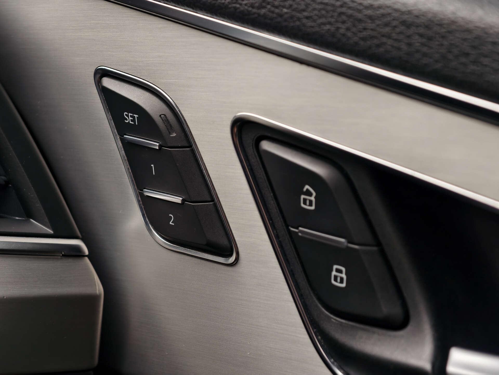 Audi Q7 view 28