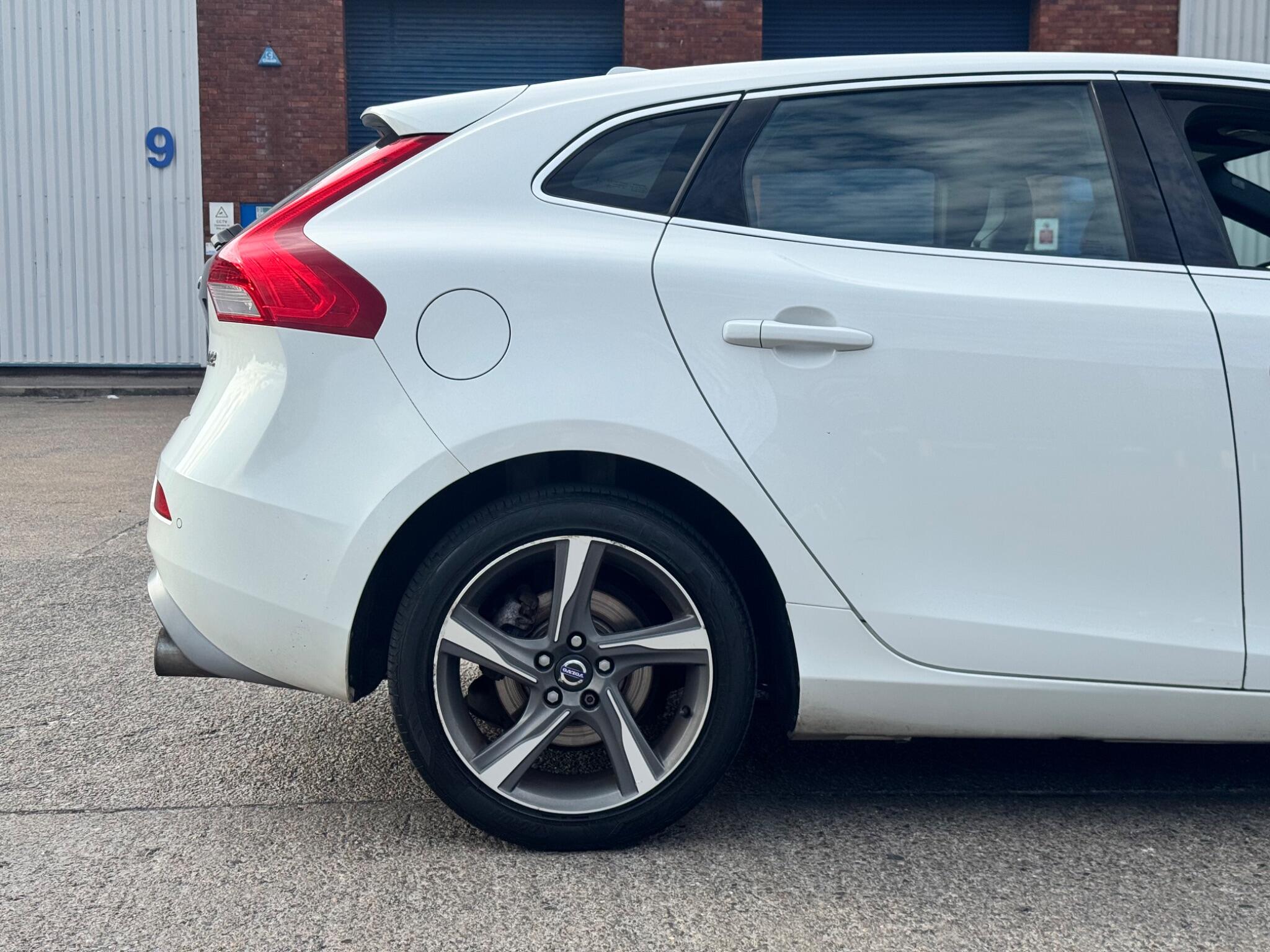 Volvo V40 view 39