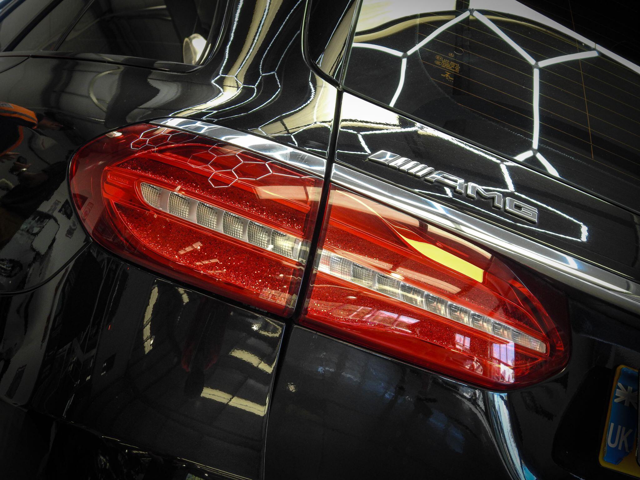 Mercedes-Benz E-Class view 18