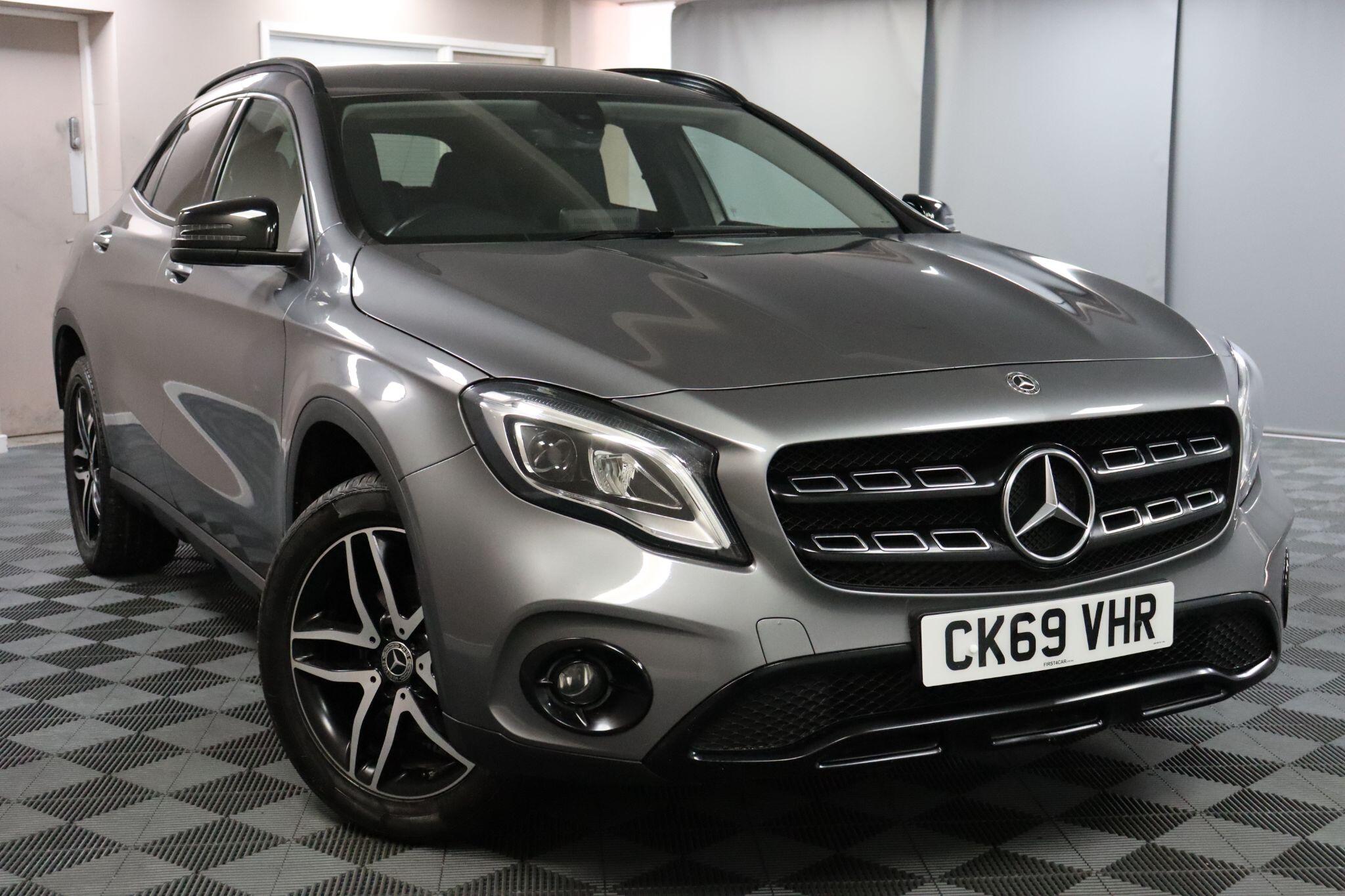 Mercedes-Benz Gla view 19