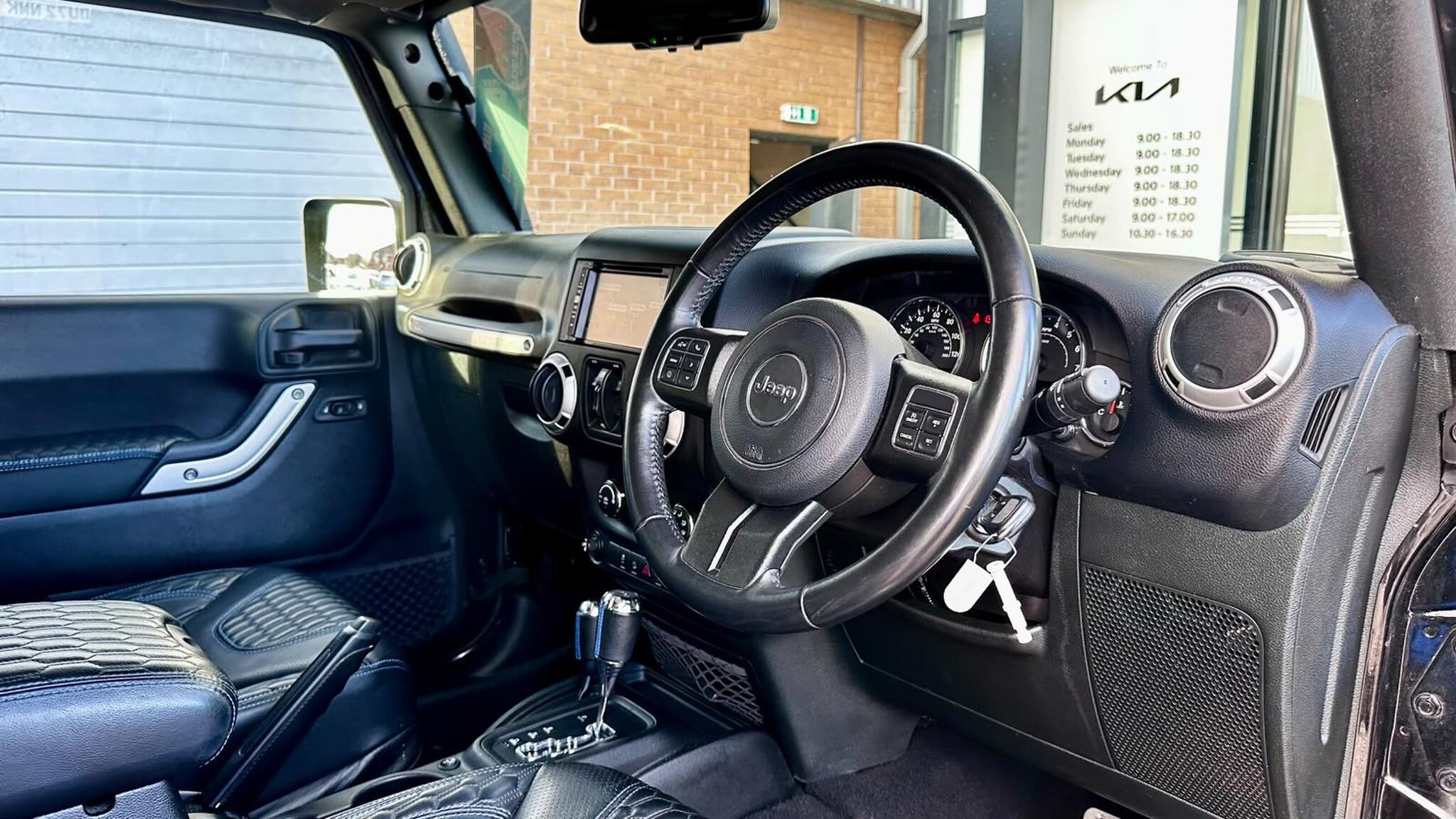 Jeep Wrangler view 40
