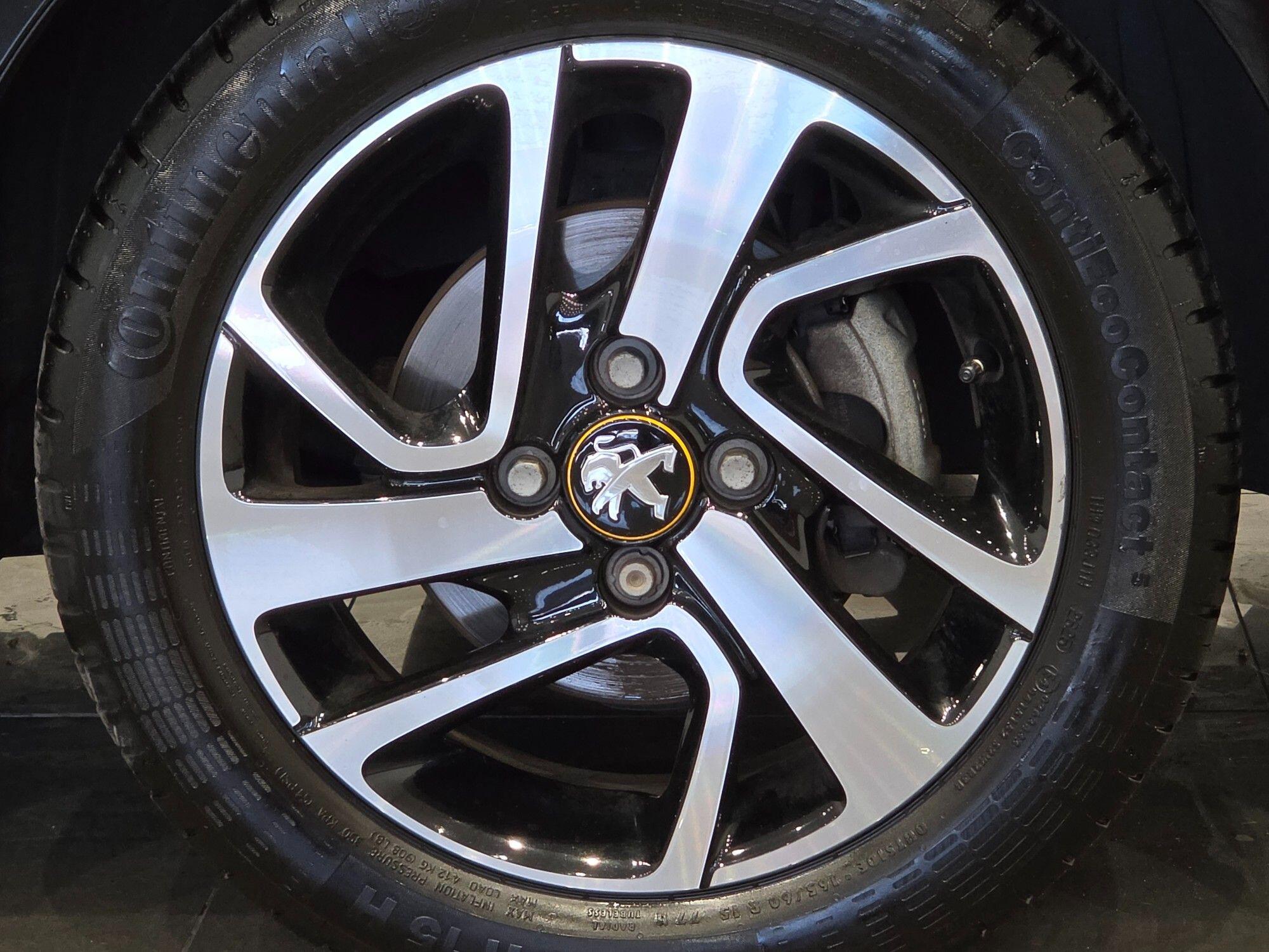 Peugeot 108 view 5