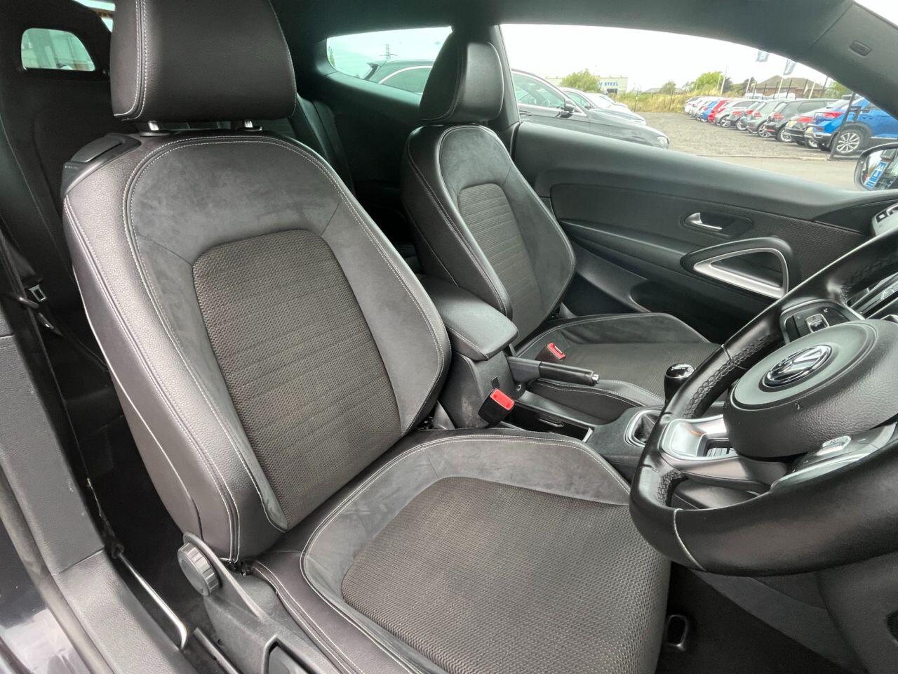 Volkswagen Scirocco view 11